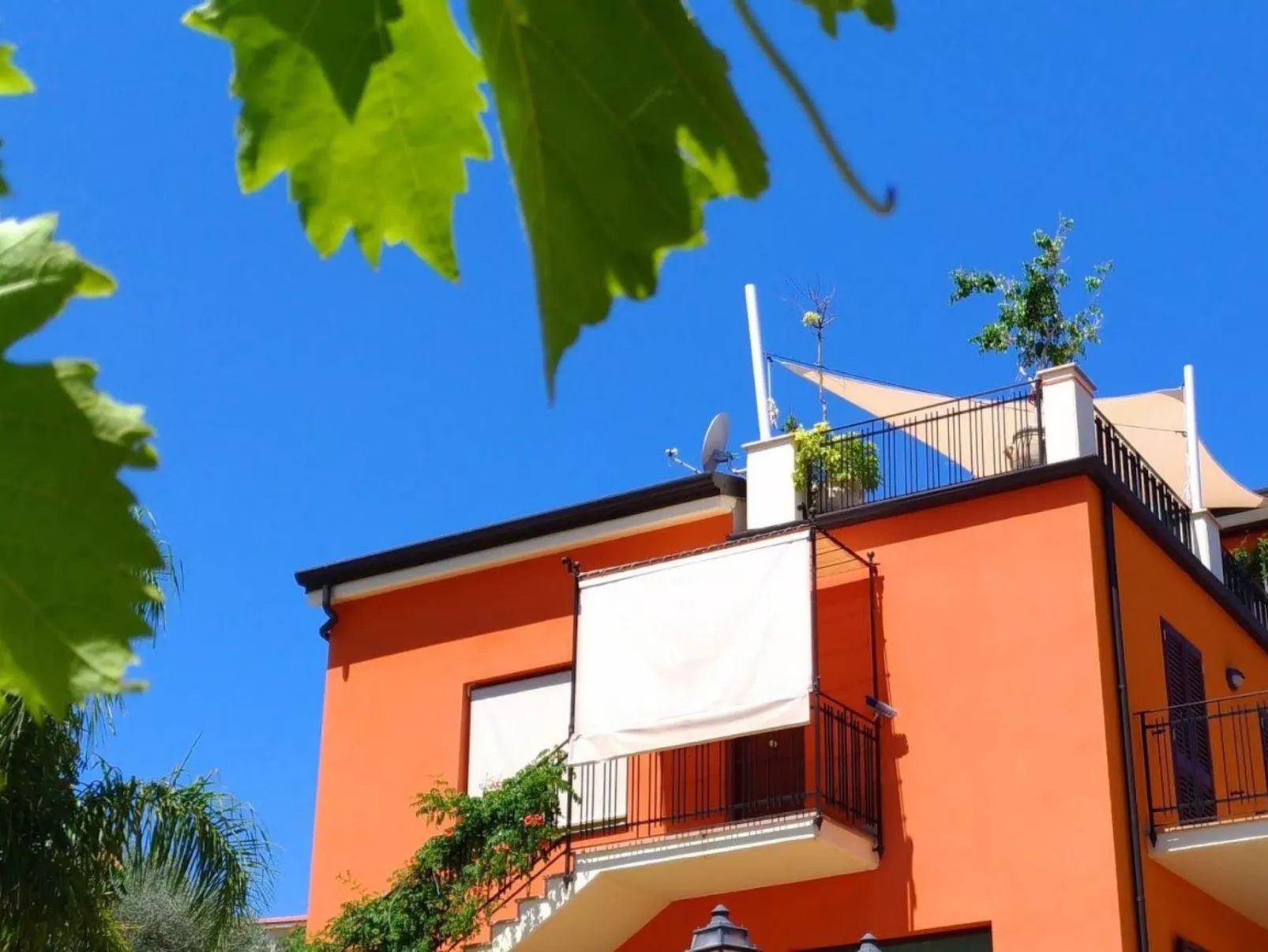 Luna rossa charmantes Haus