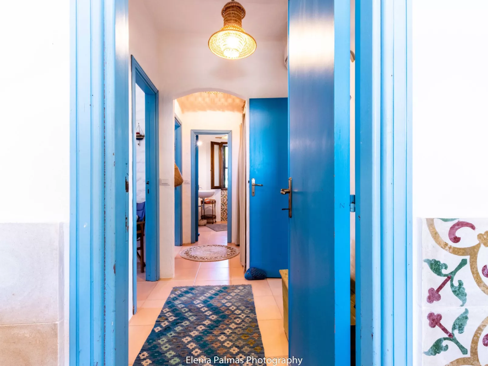 Haus in Sant'antioco mit überdachtem Parkplatz-Image-tags.info