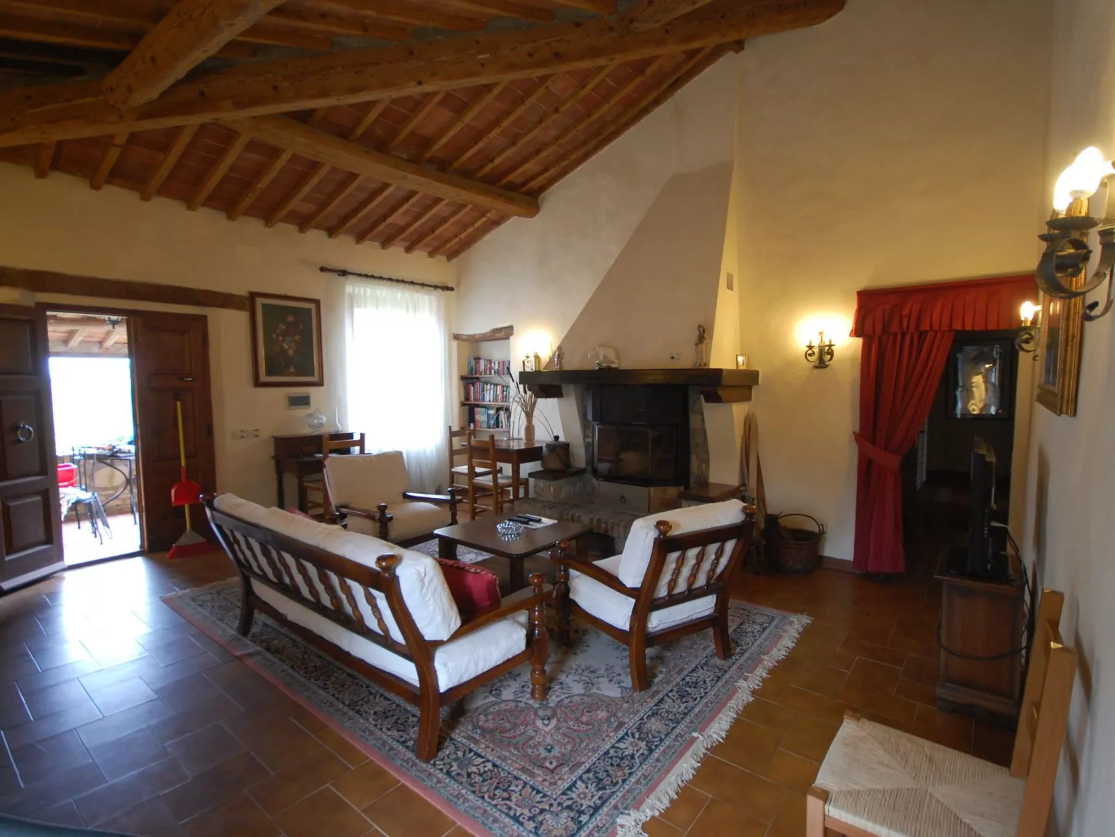 Ferienvilla "Agriturismo" mit Infinity Pool-Inside