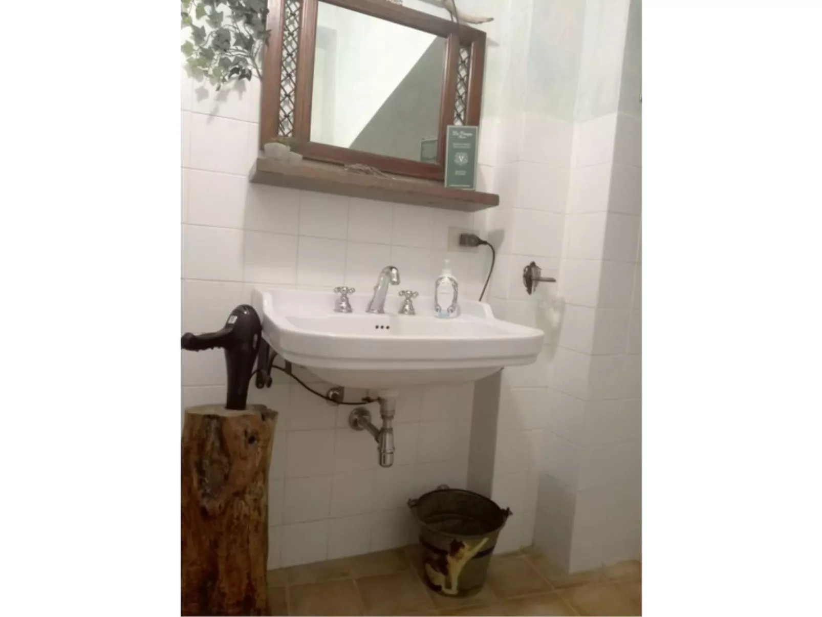 Wunderschöne Villa dei Feaci mit Pool-Inside