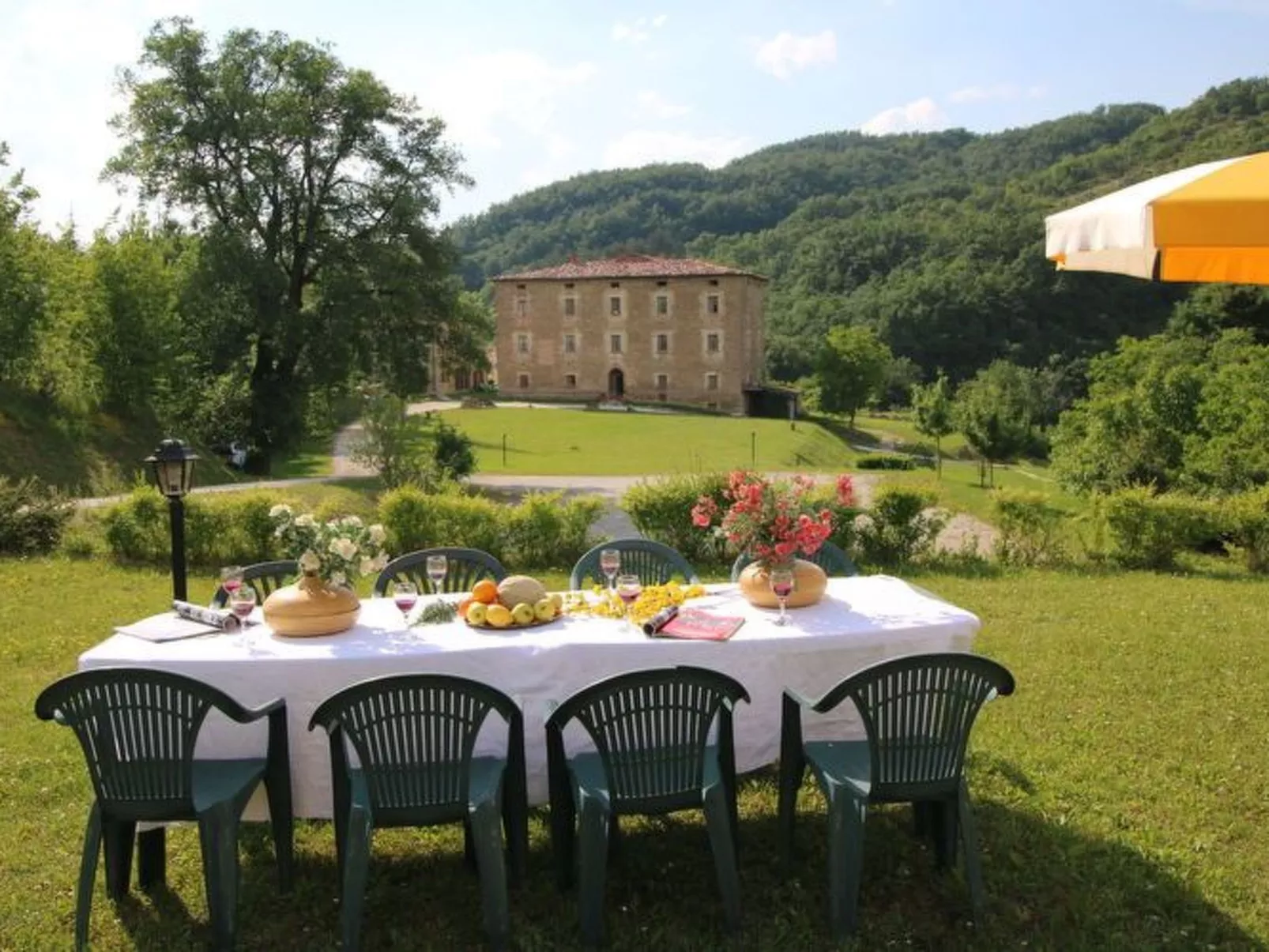 Wohnung in Apecchio mit Garten