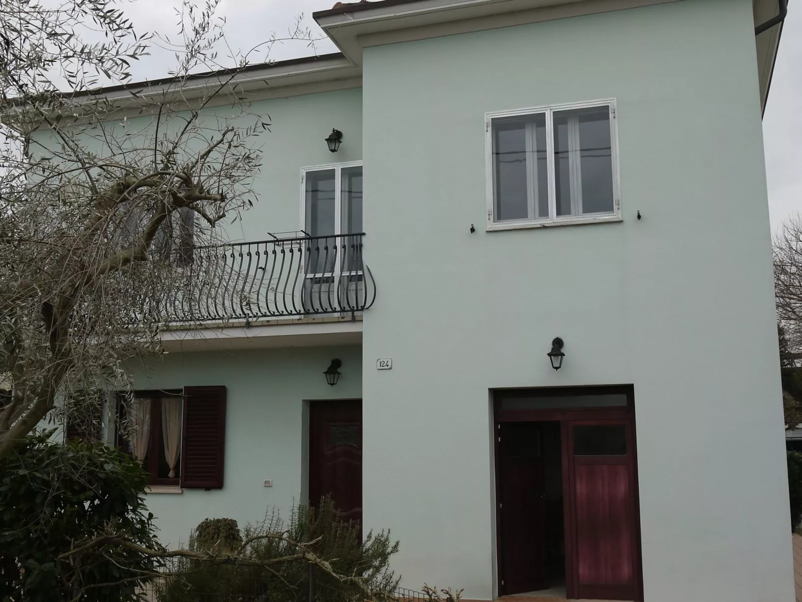 Wohnung mit Privatparkplatz-Dehors