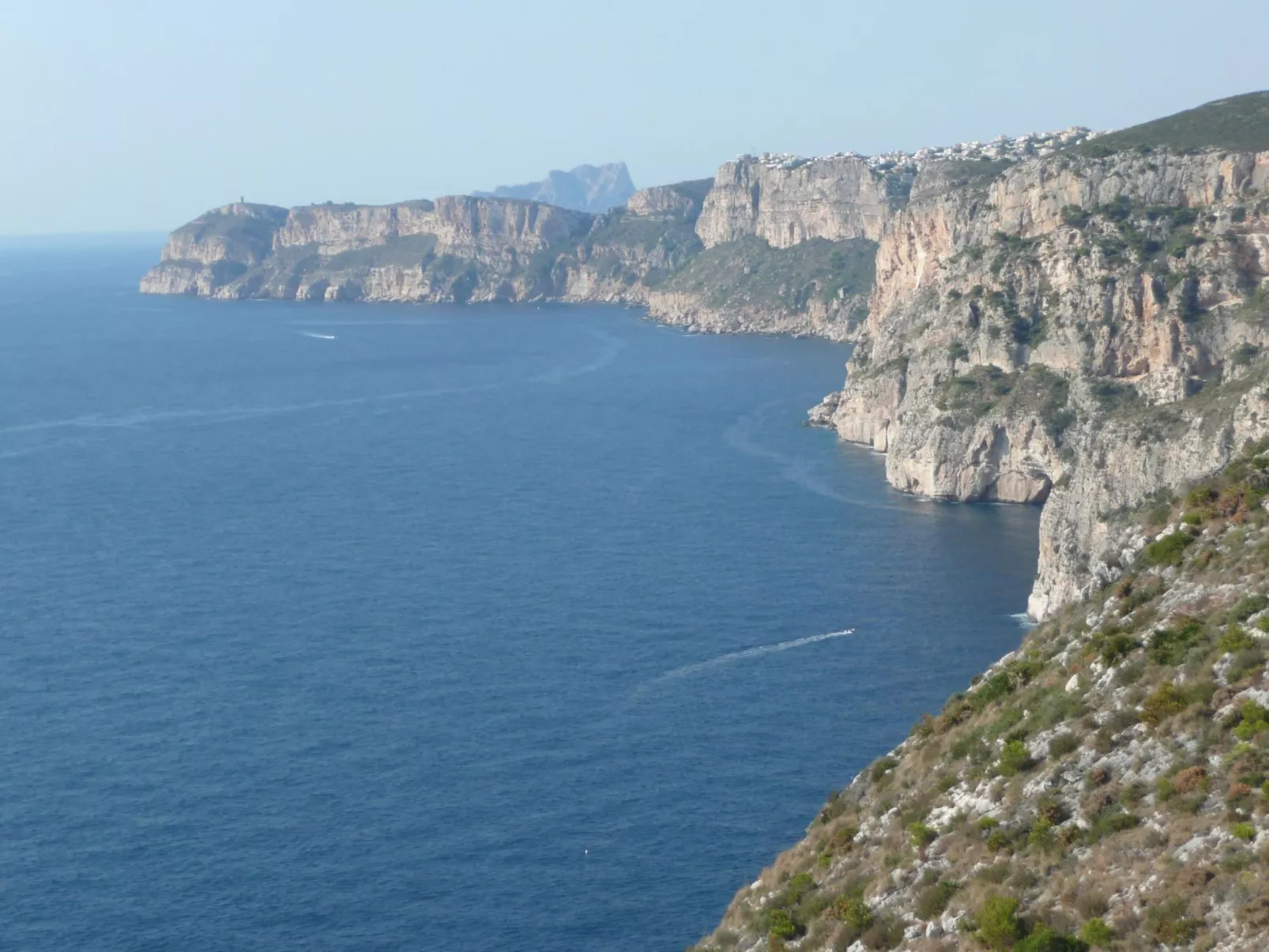 Wohnung in der ersten Etage mit privatem Pool-Dehors