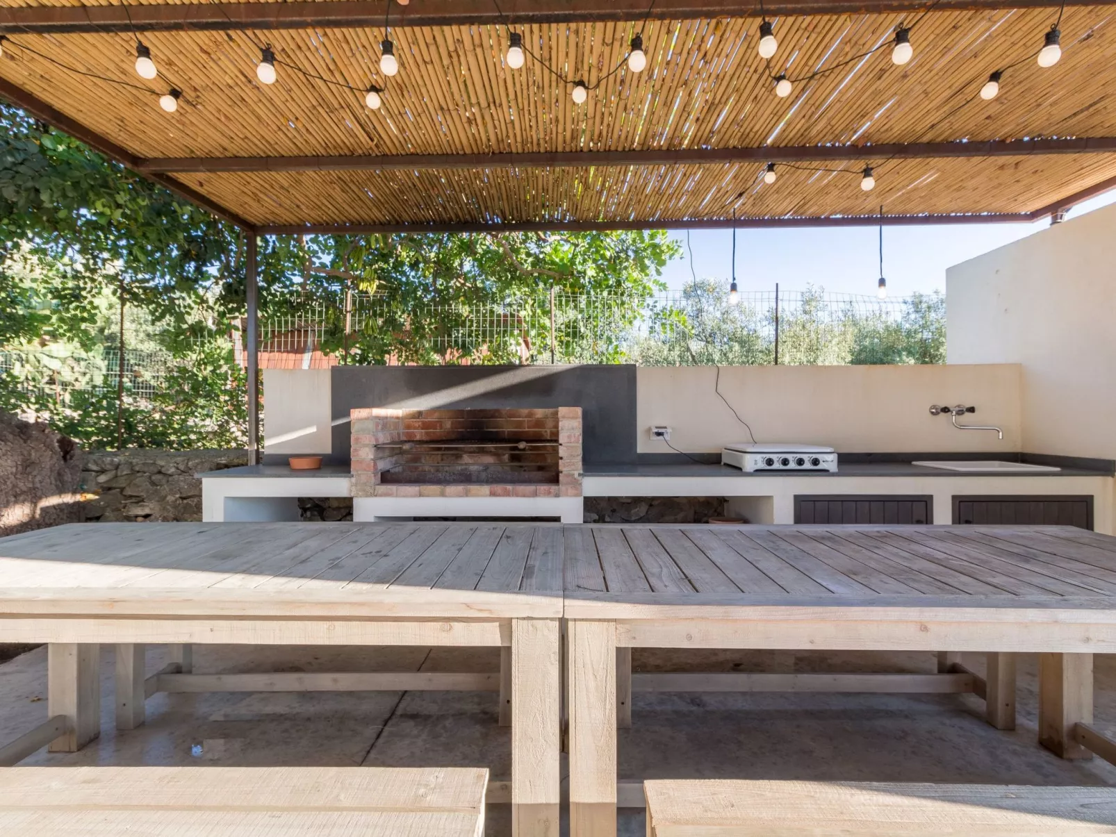 Demetra, moderne Villa mit Pool und Meerblick