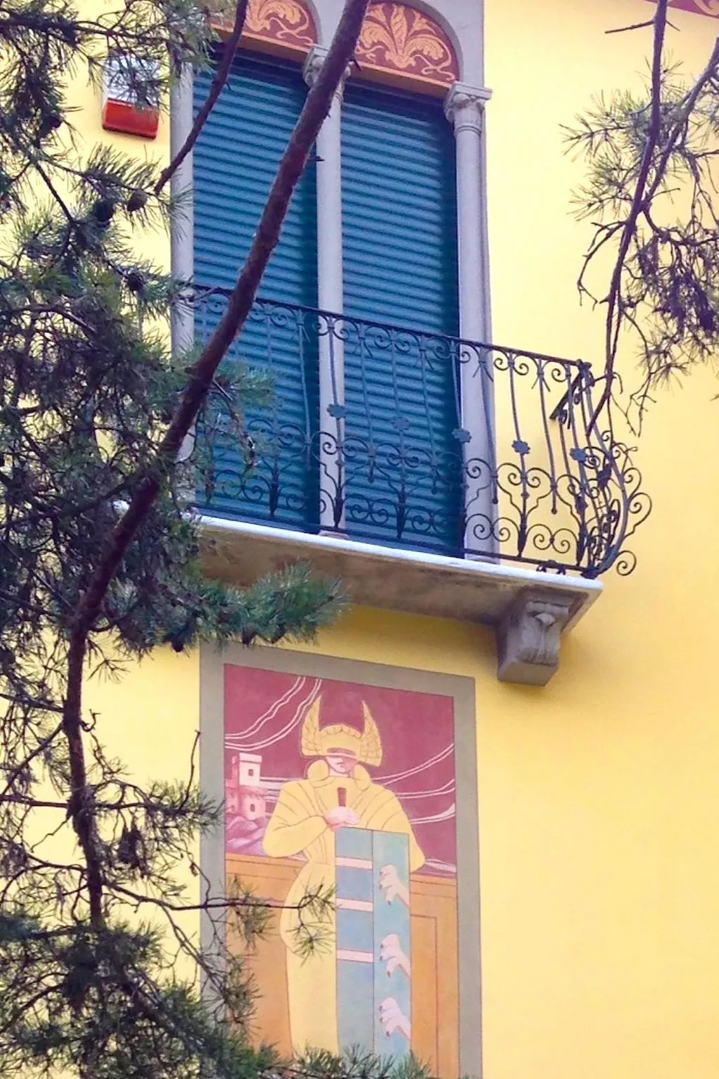 Penthouse mit Garten und privater Terrasse in Villa-Outside