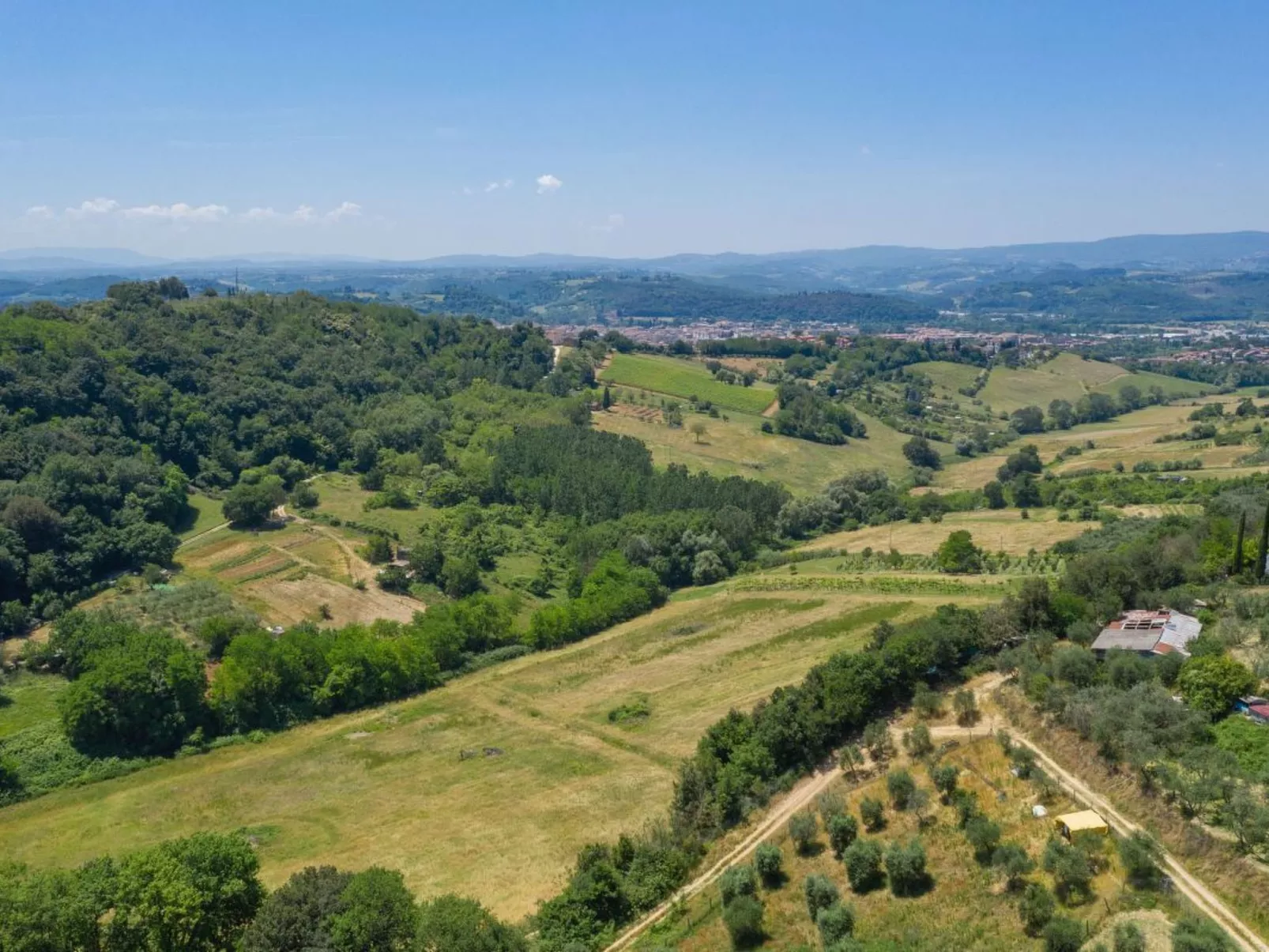 Landgut "Rondine" mit Garten, Grill und Terrasse