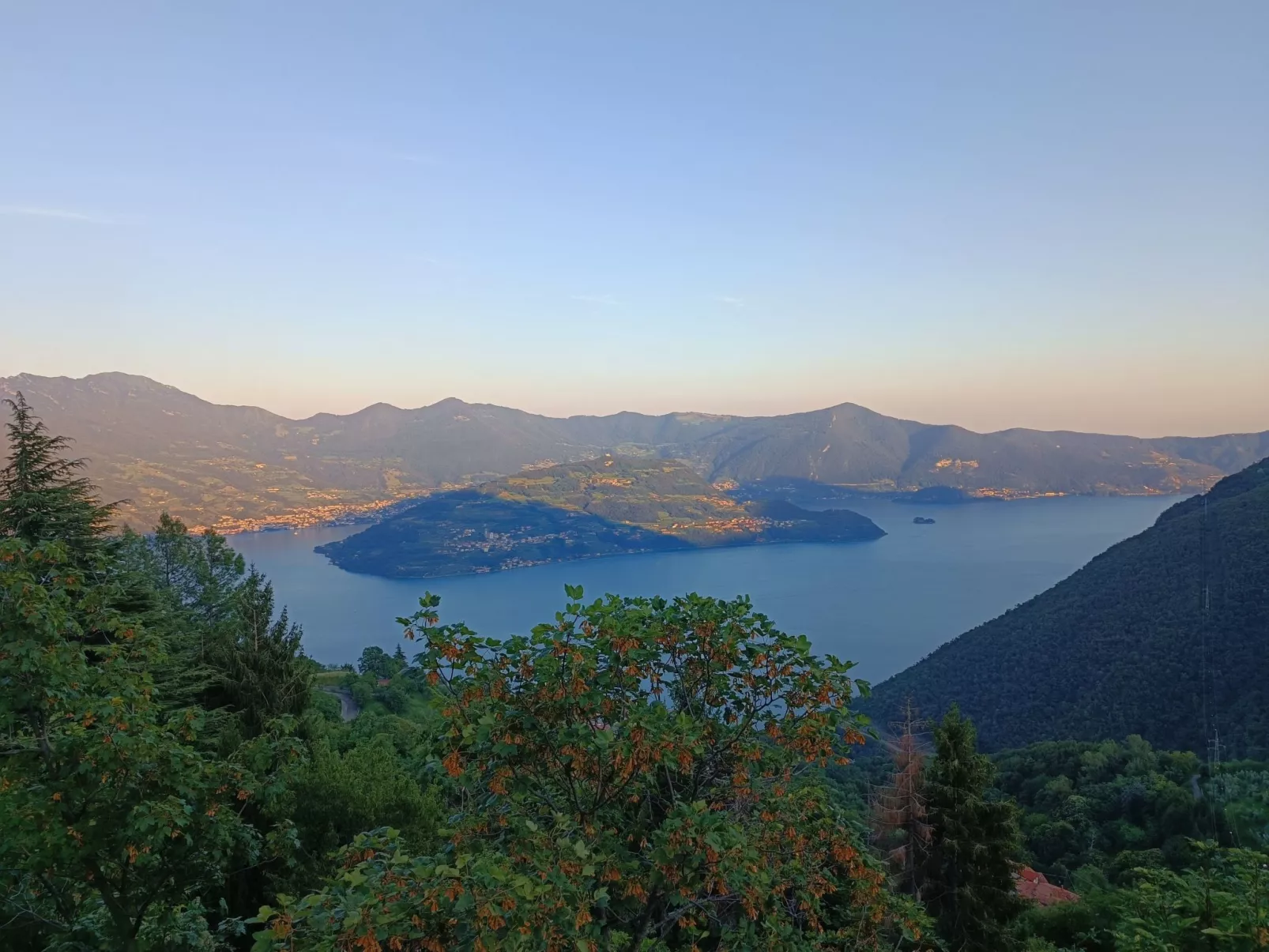 Sweet Awakening von Holiday World-Outside