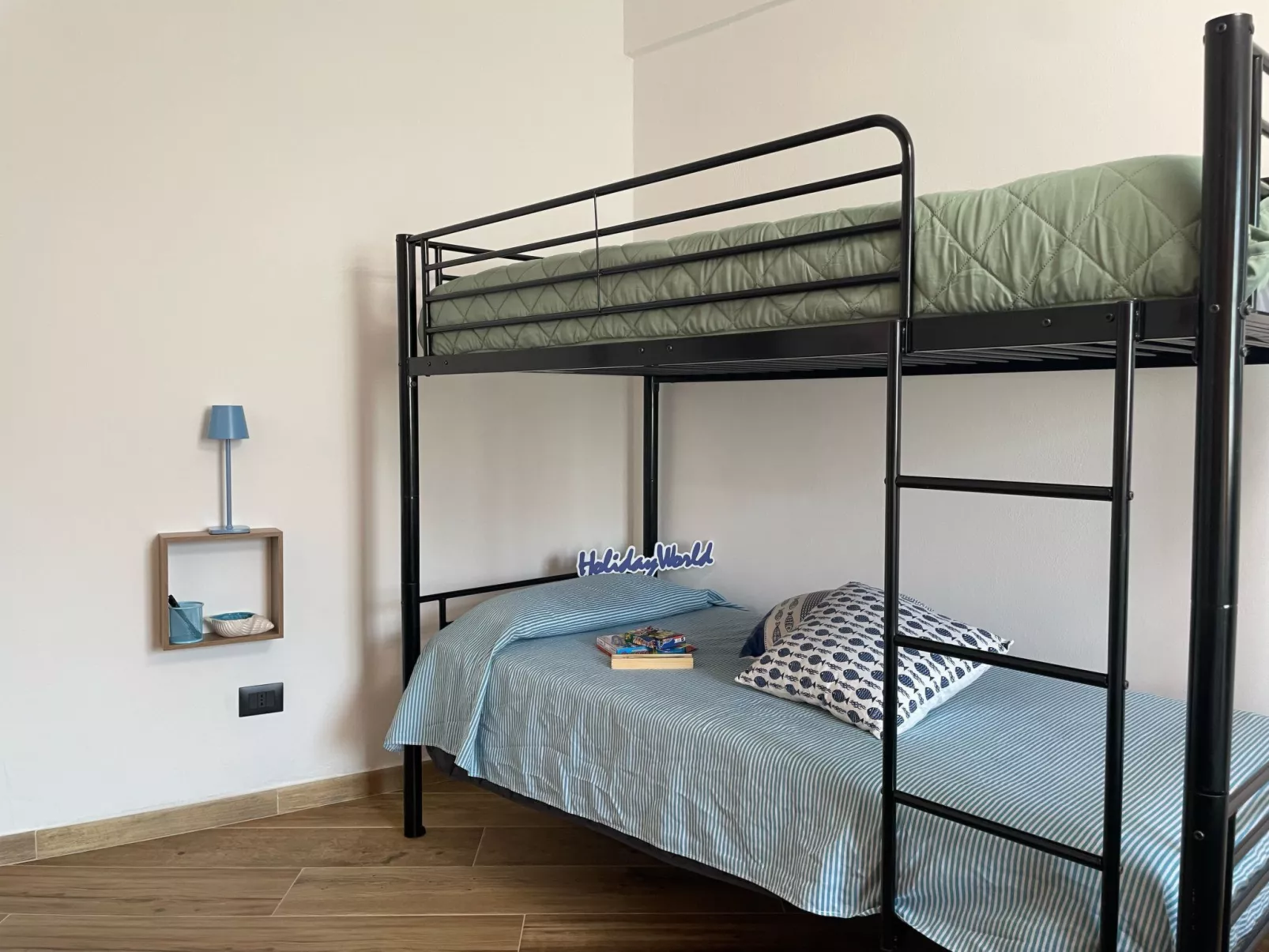 La Casetta del Pescatore by Holiday World-Image-tags.info