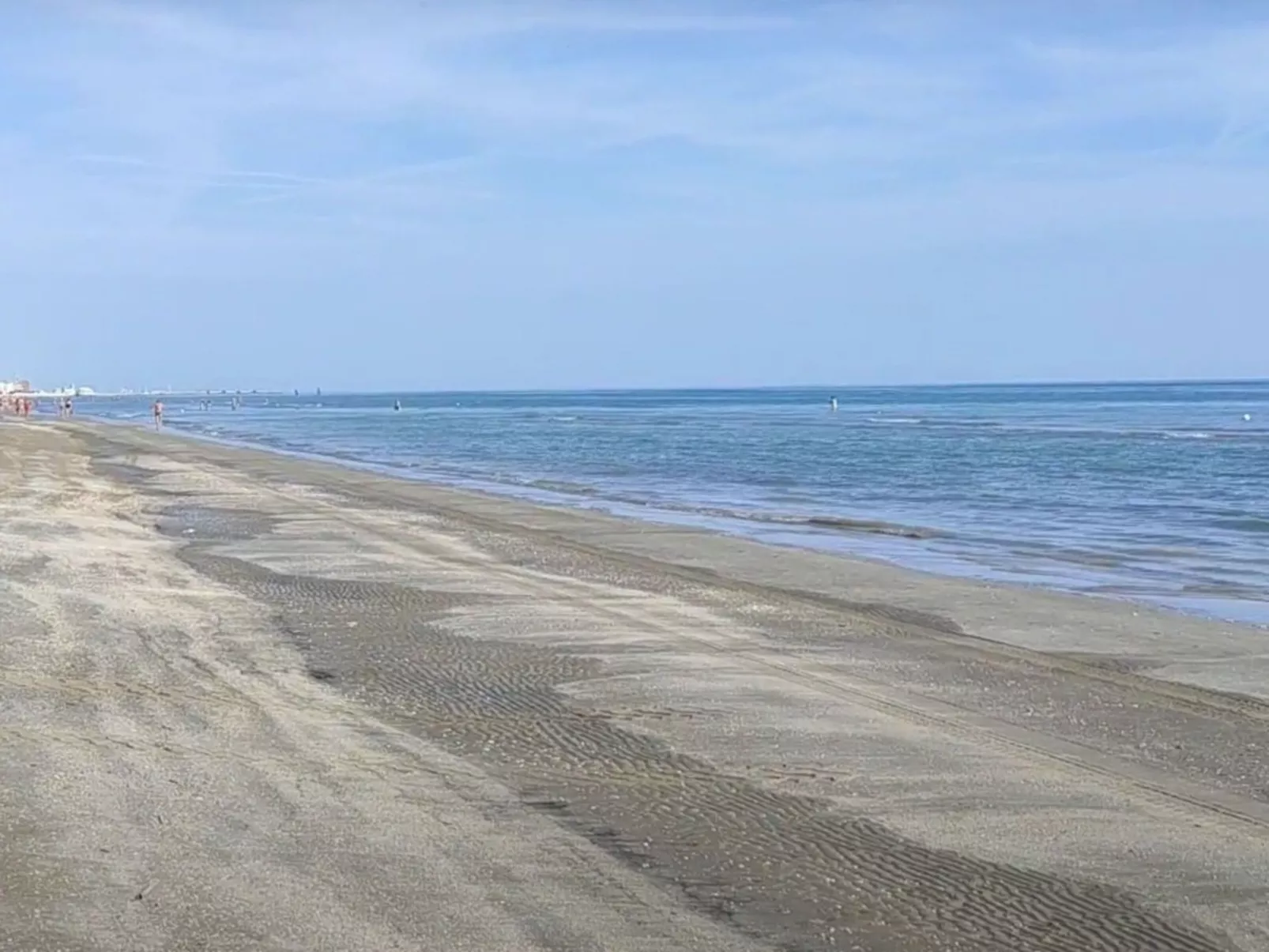 Golden Beach bei Holiday World-Outside