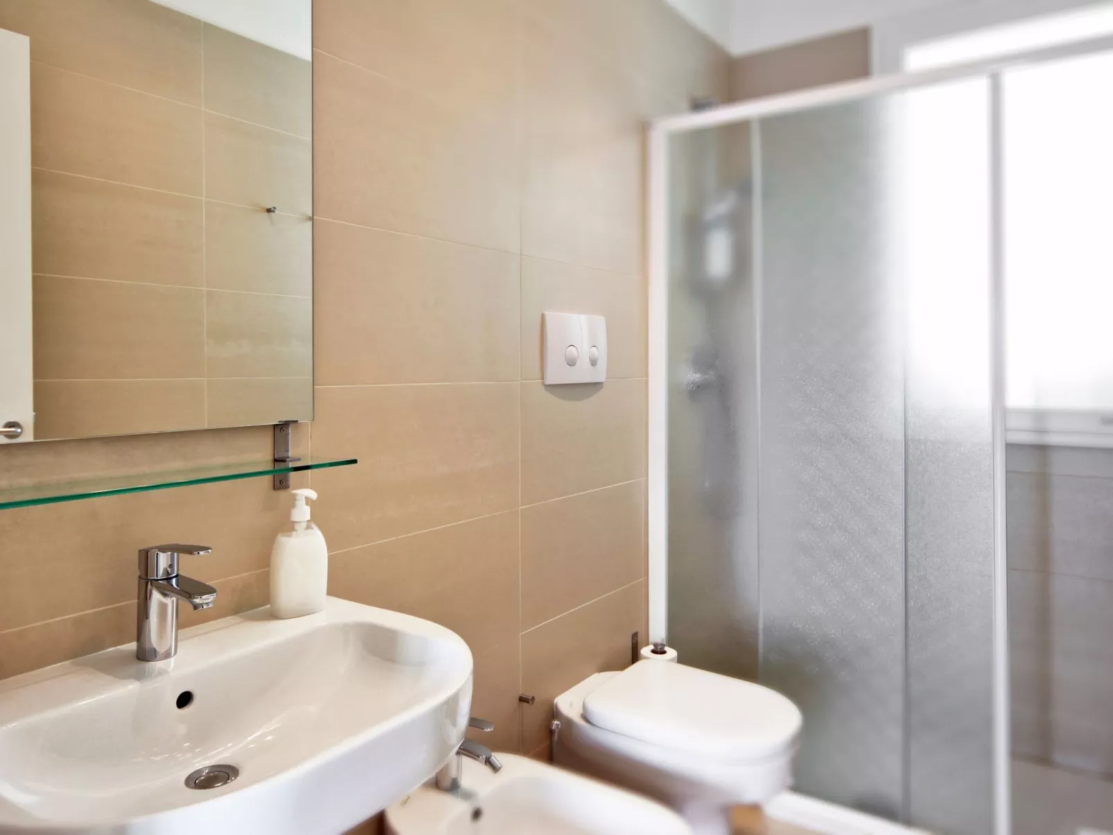 Appartamento vista mare con 2 camere da letto-Image-tags.info