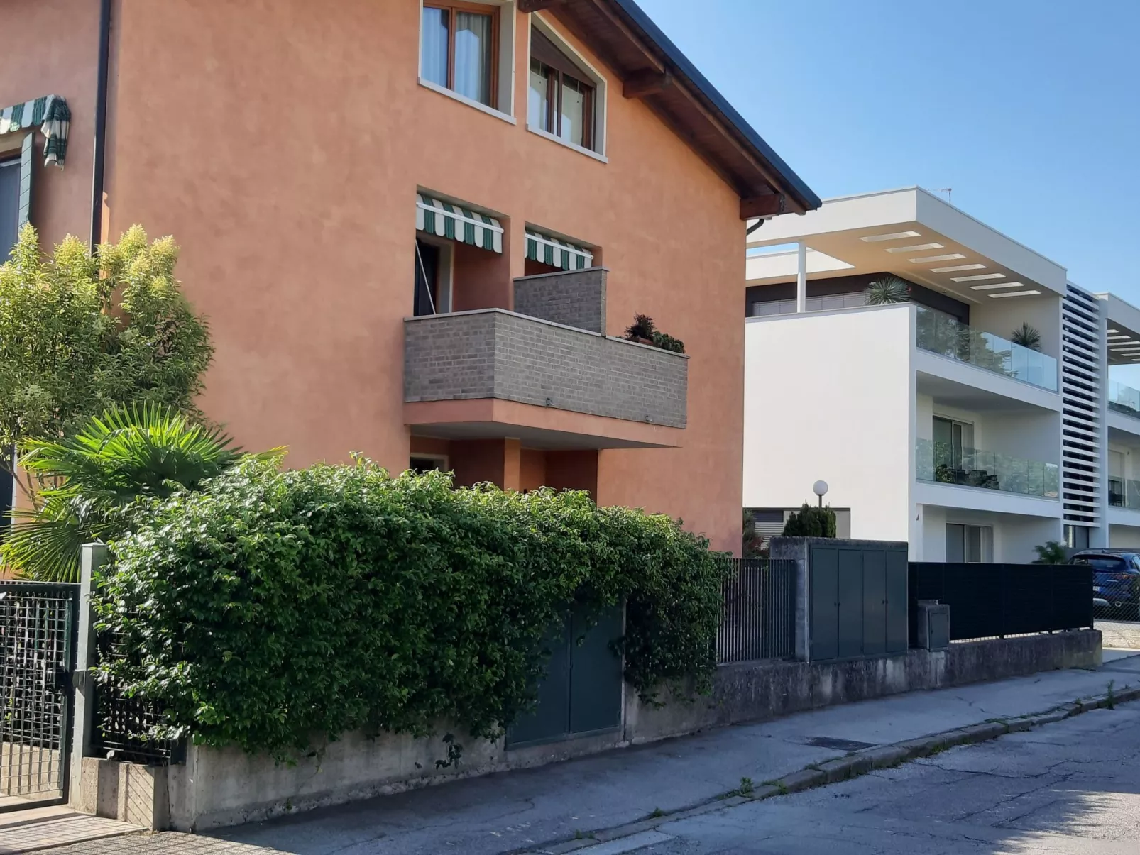 Stilvoller und gemütlicher Mini mit Garage-Image-tags.info