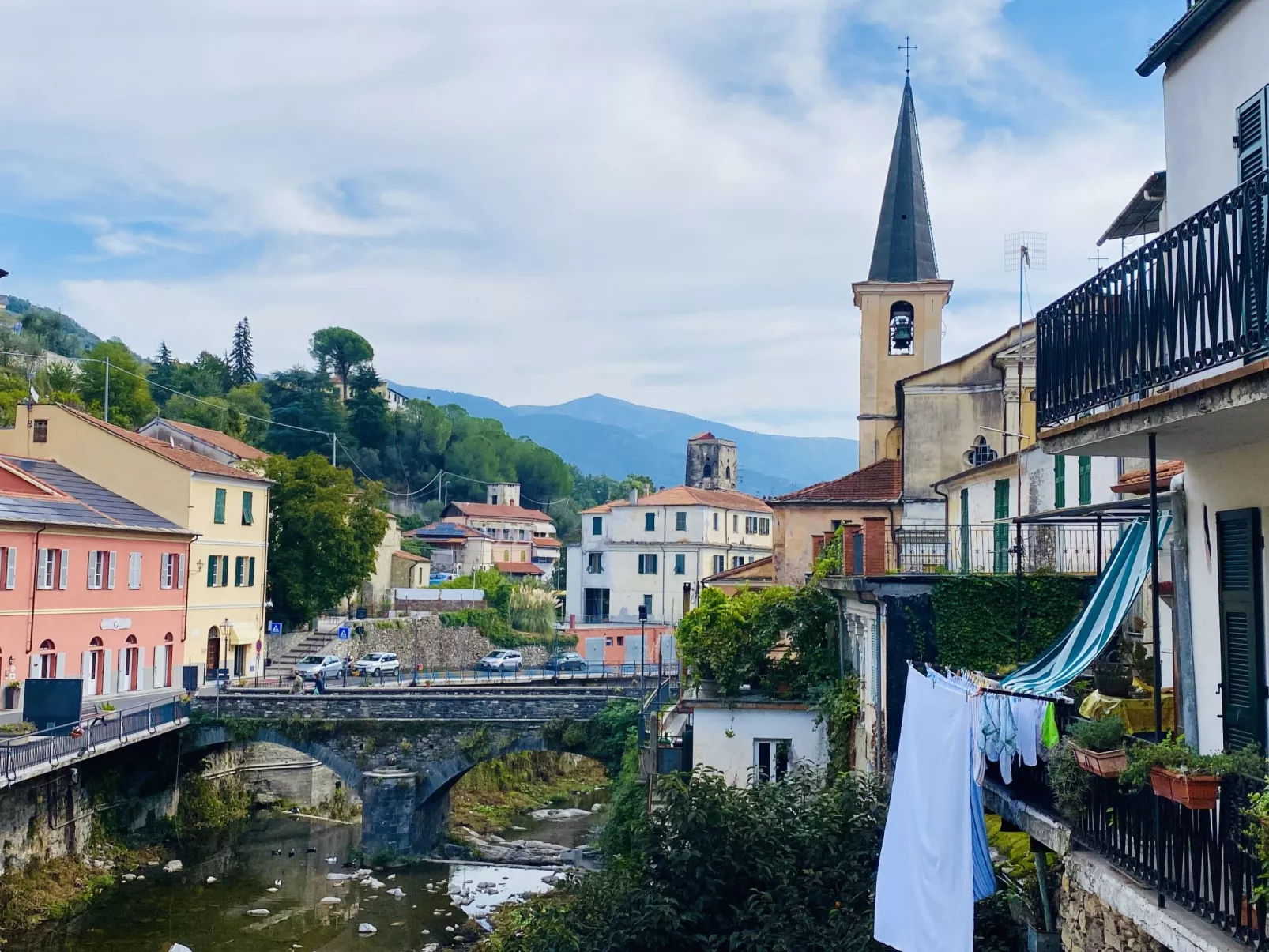 Villa in Borgomaro mit privatem Parkplatz-Umgebung