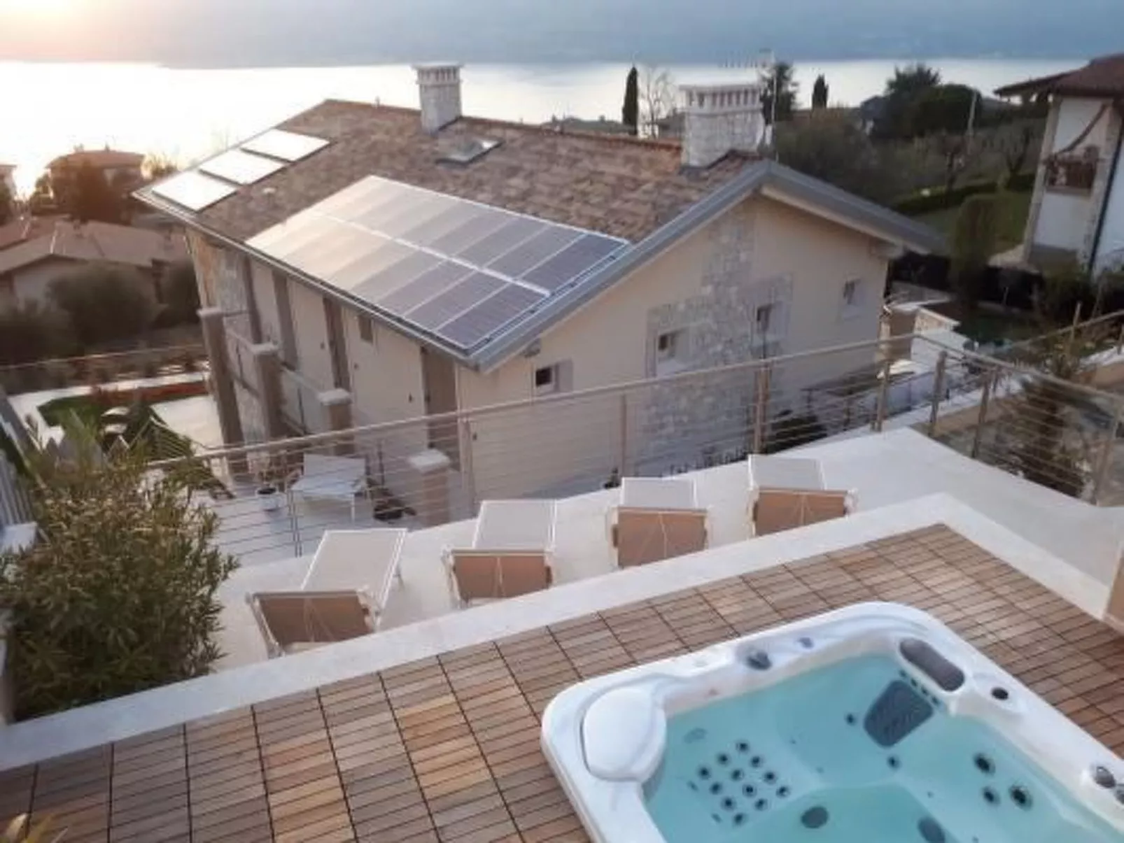 Flacher Sonnenaufgang