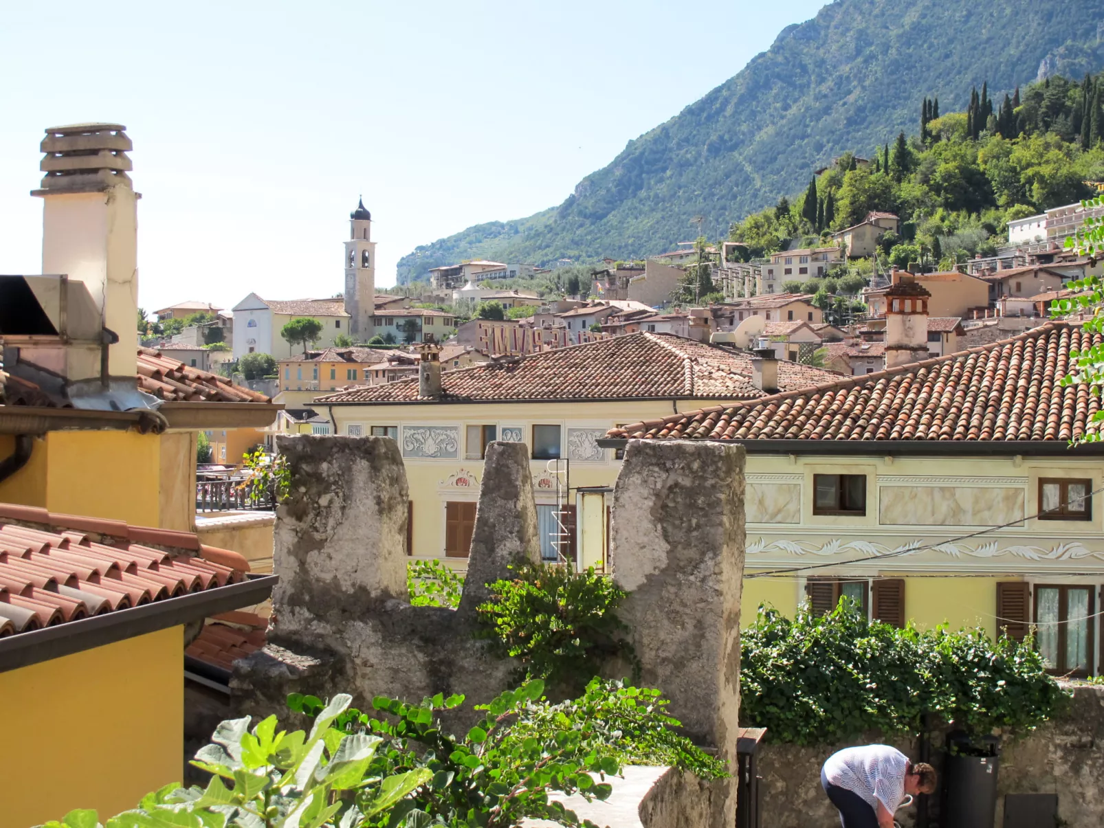 Große Wohnung in Limone Sul Garda mit Terrasse und Garten und Nah am Strand-Area