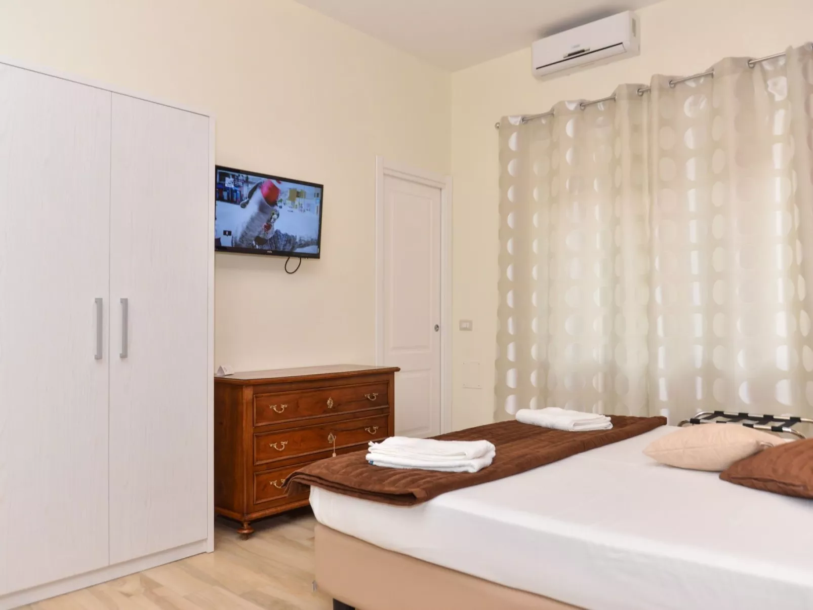 Ihr Rautenlicht und Super Wi Fi