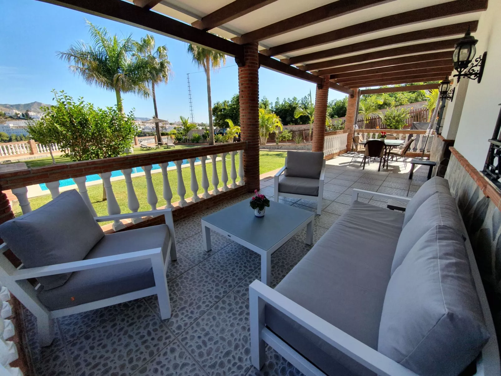 "Villa el Cano" mit Schwimmbad-Dedans