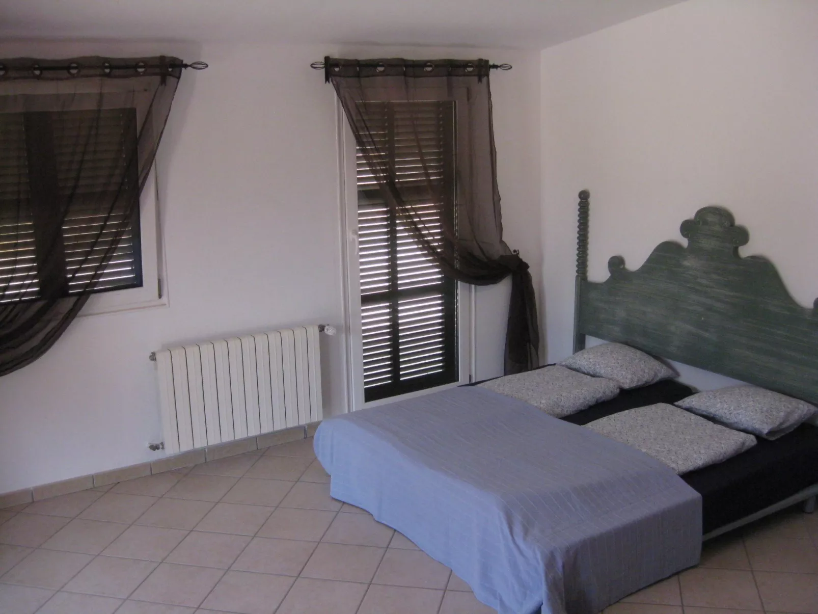 Ferienvilla mit Garten, Grill und Terrasse-Dedans