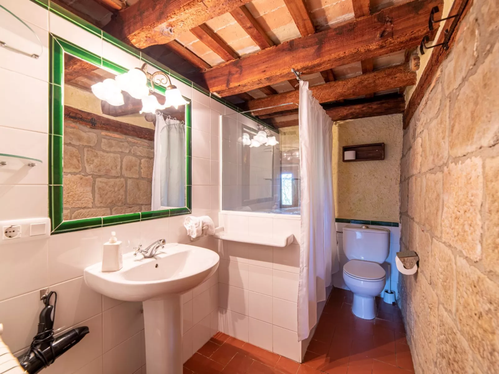 Mit privatem Pool-Inside