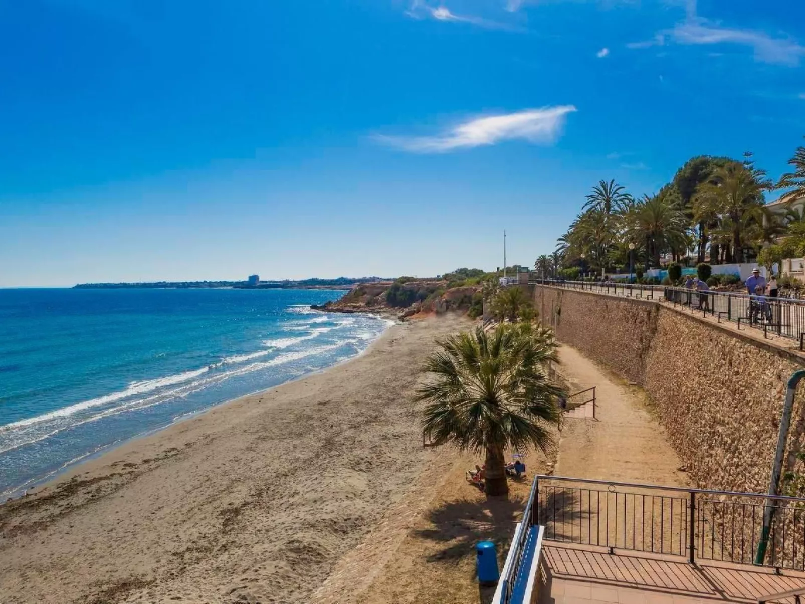 "Blue" mit Schwimmbad-Dehors