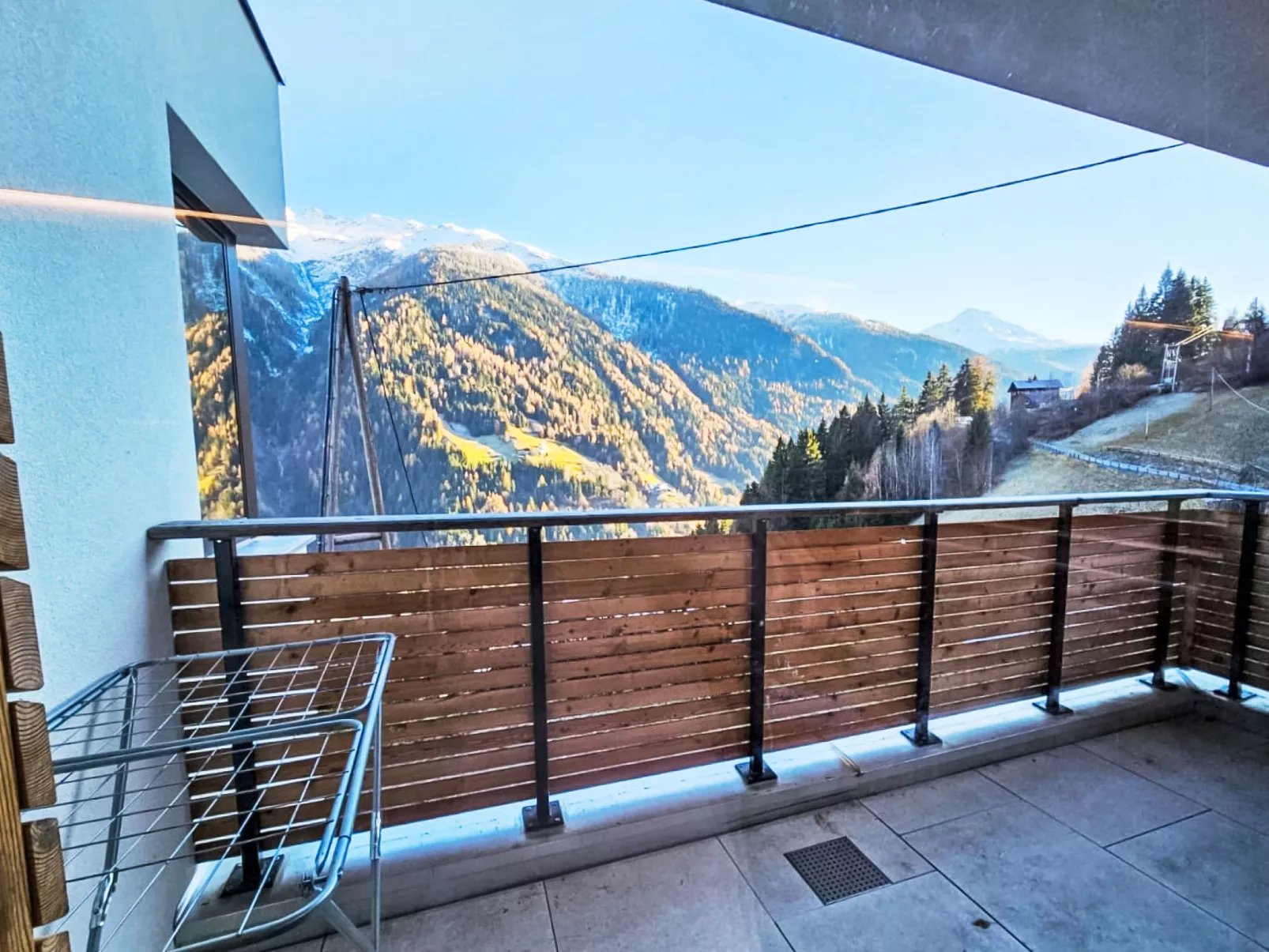 Home Holzwurm-Outside