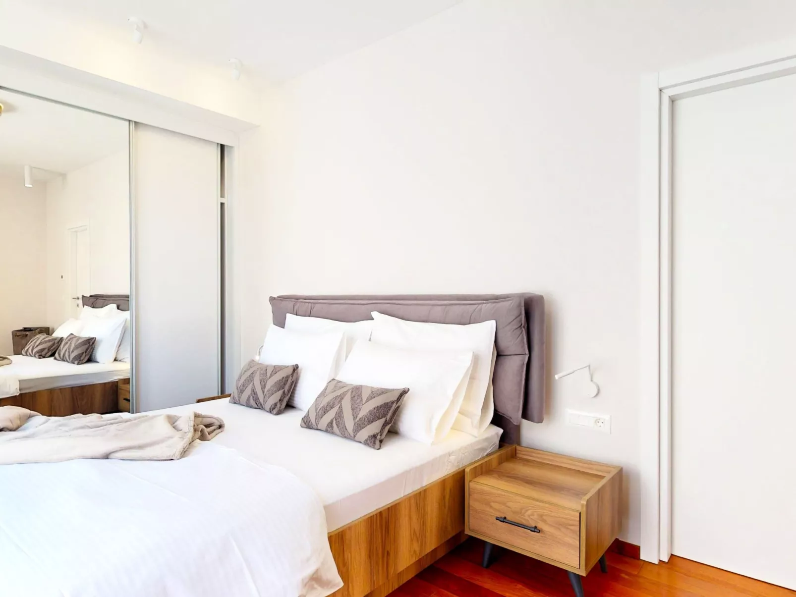 Villa Artemisia-Image-tags.info