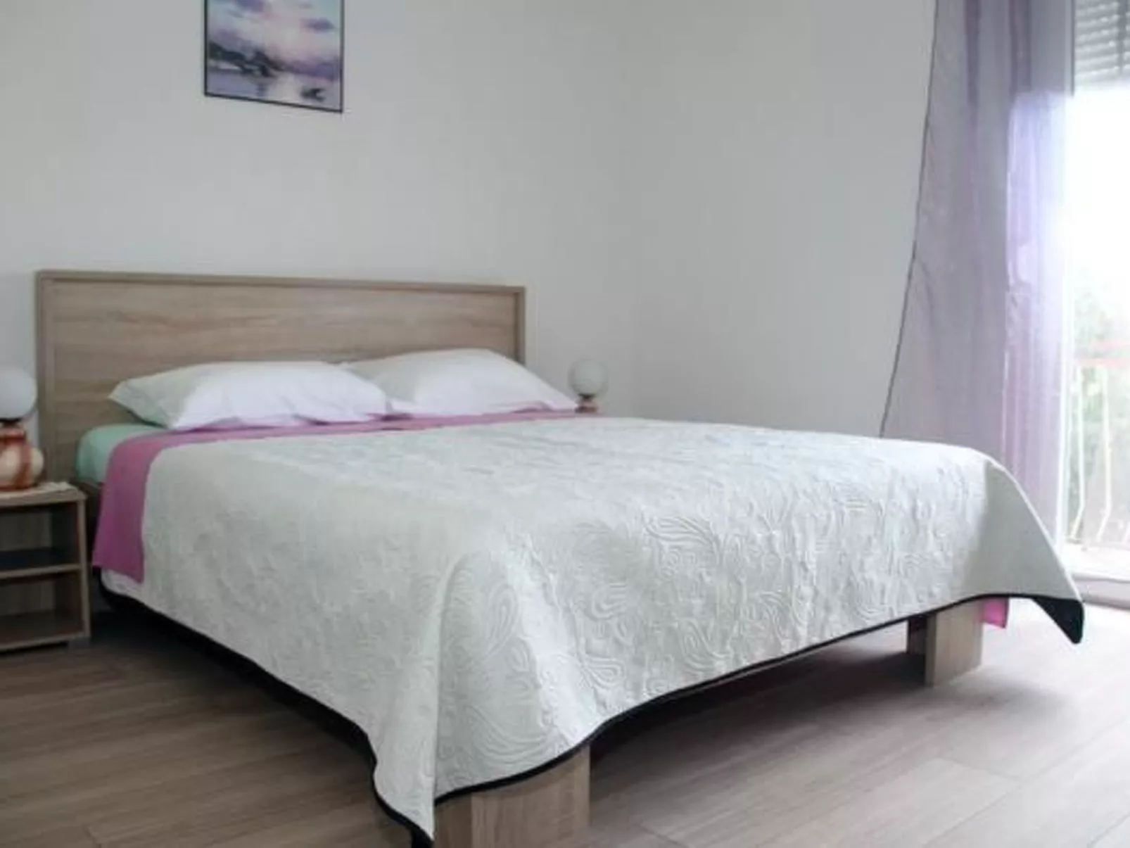 Wohnung im ersten Stock mit Blick aufs Wasser