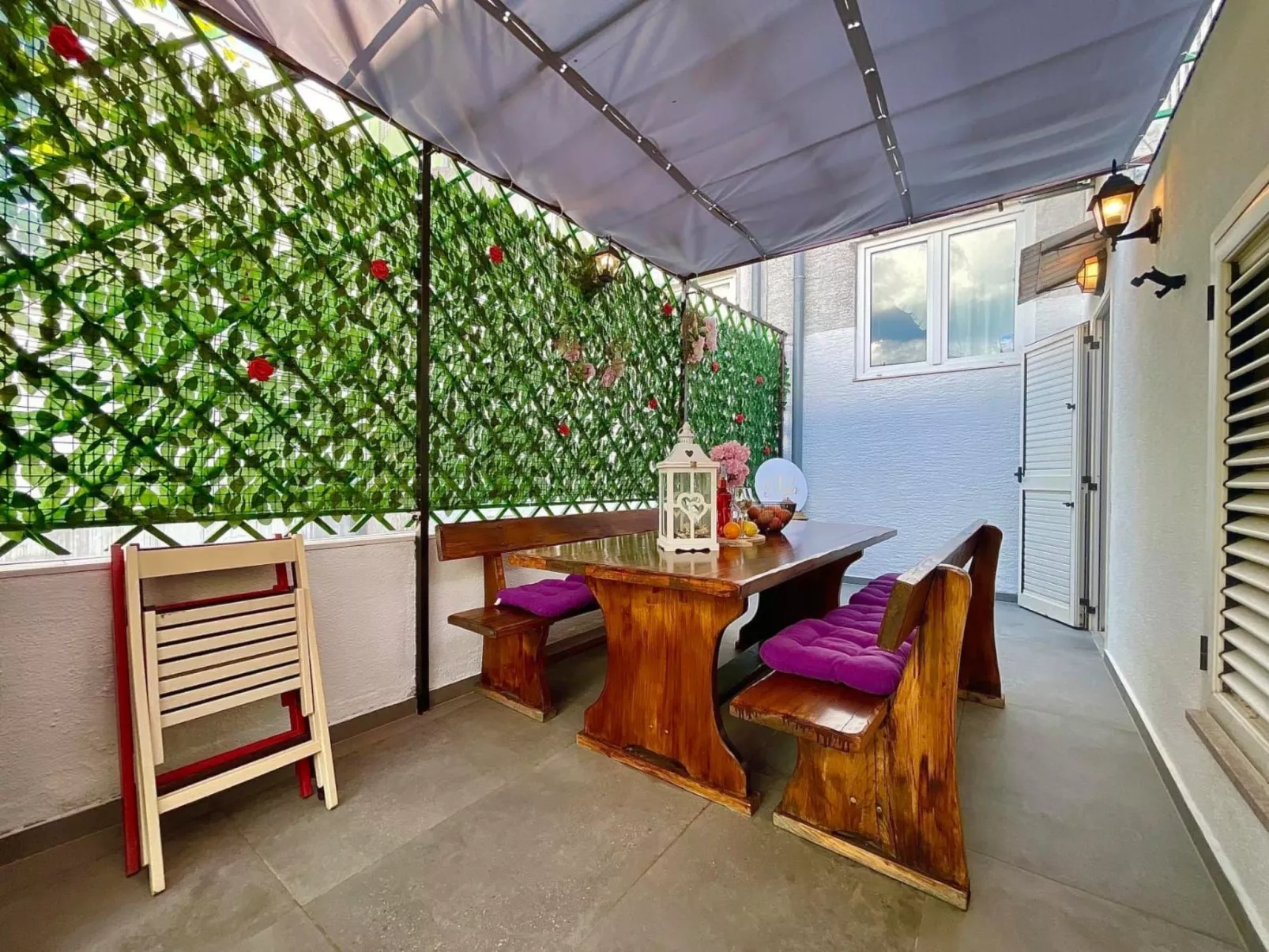 Holiday house Lona-Outside