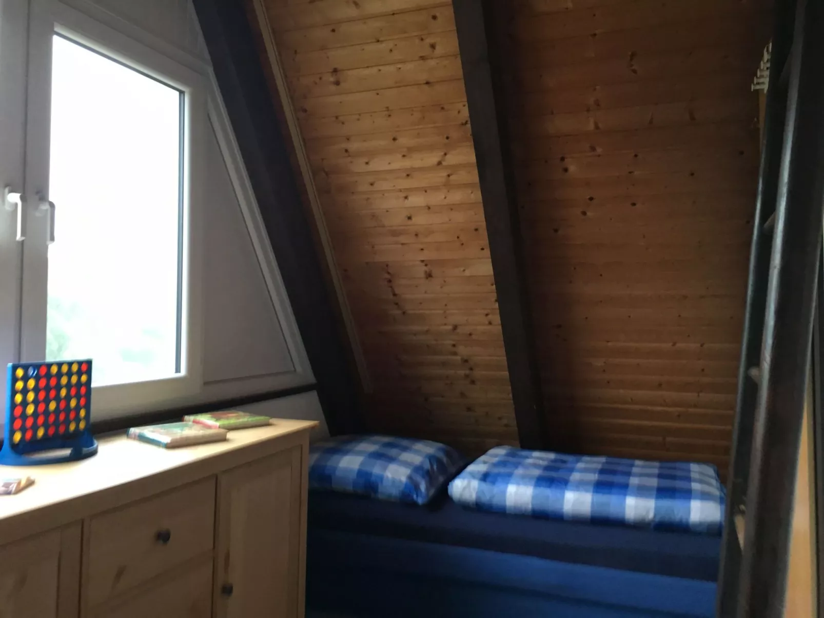 Mit Garten, Grill und Terrasse - Inside