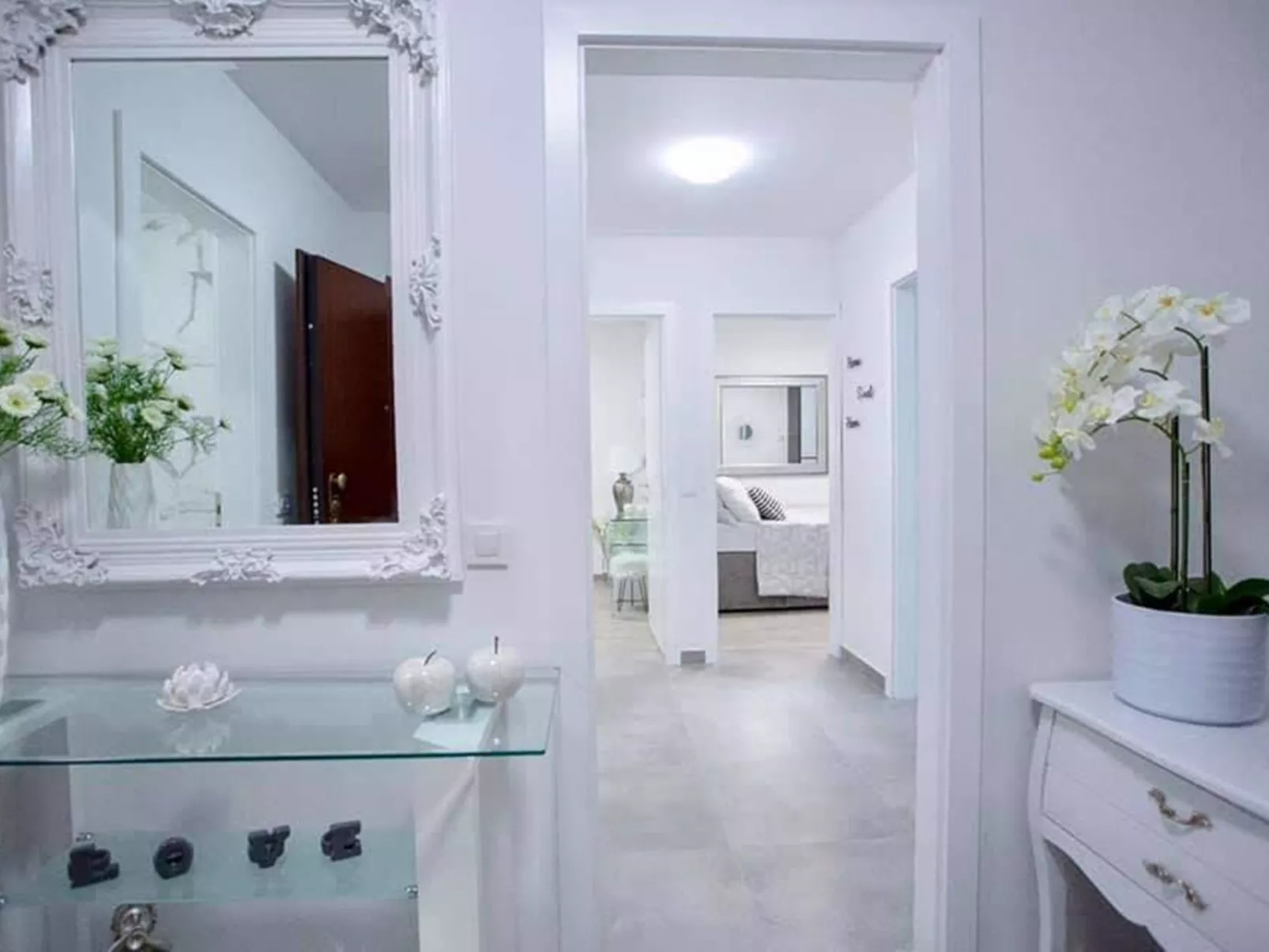 In Makarska mit Panoramablick-Inside