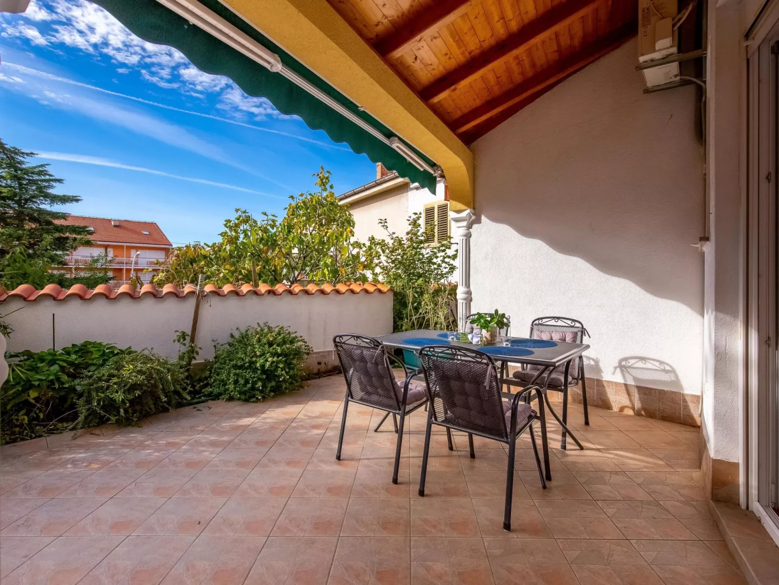 Wohnung für 6 Personen - Outside