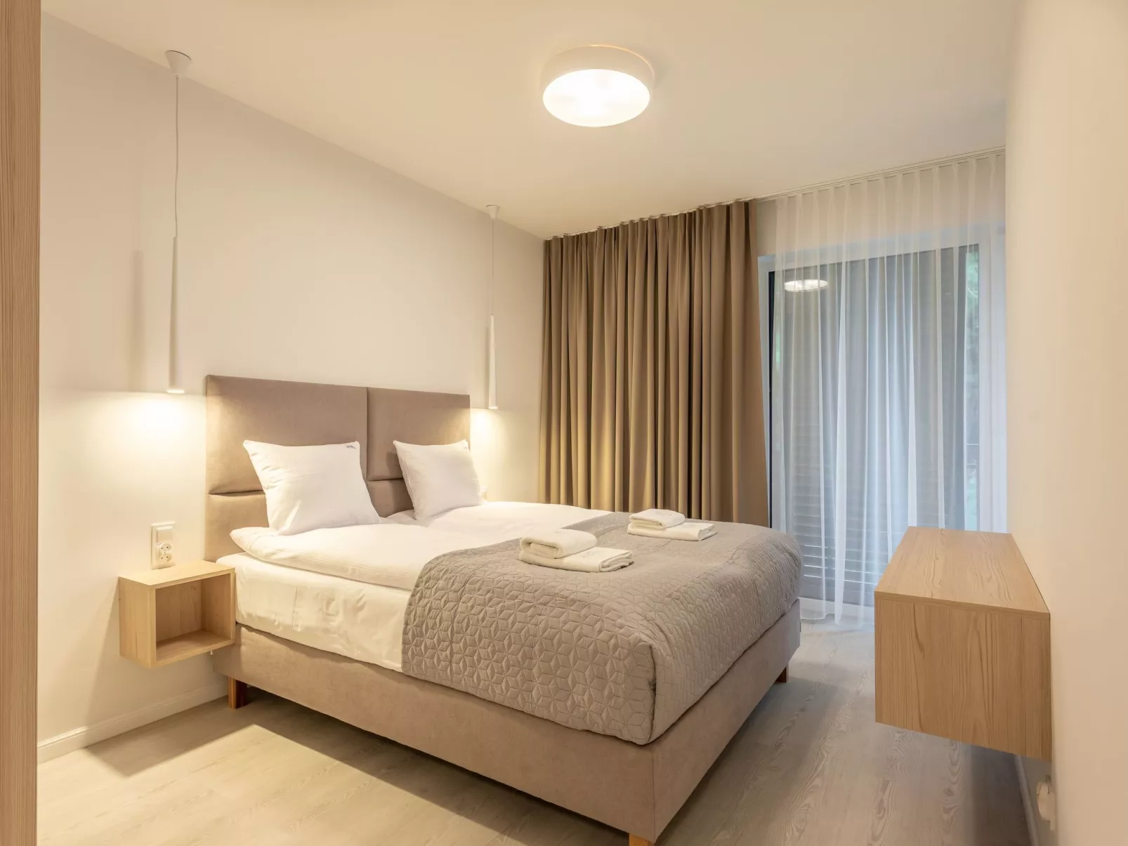 Matejki in Swinemünde am Meer