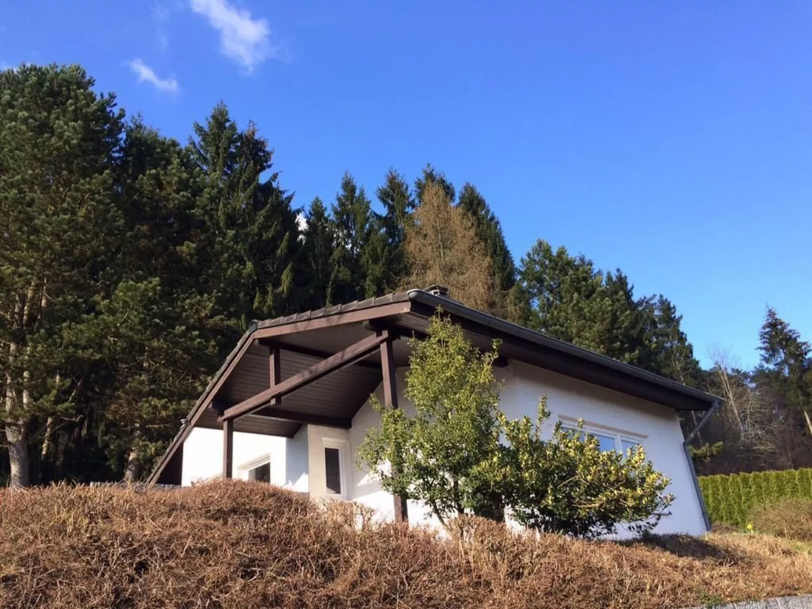 In Hamm mit Offenem Kamin-Outside