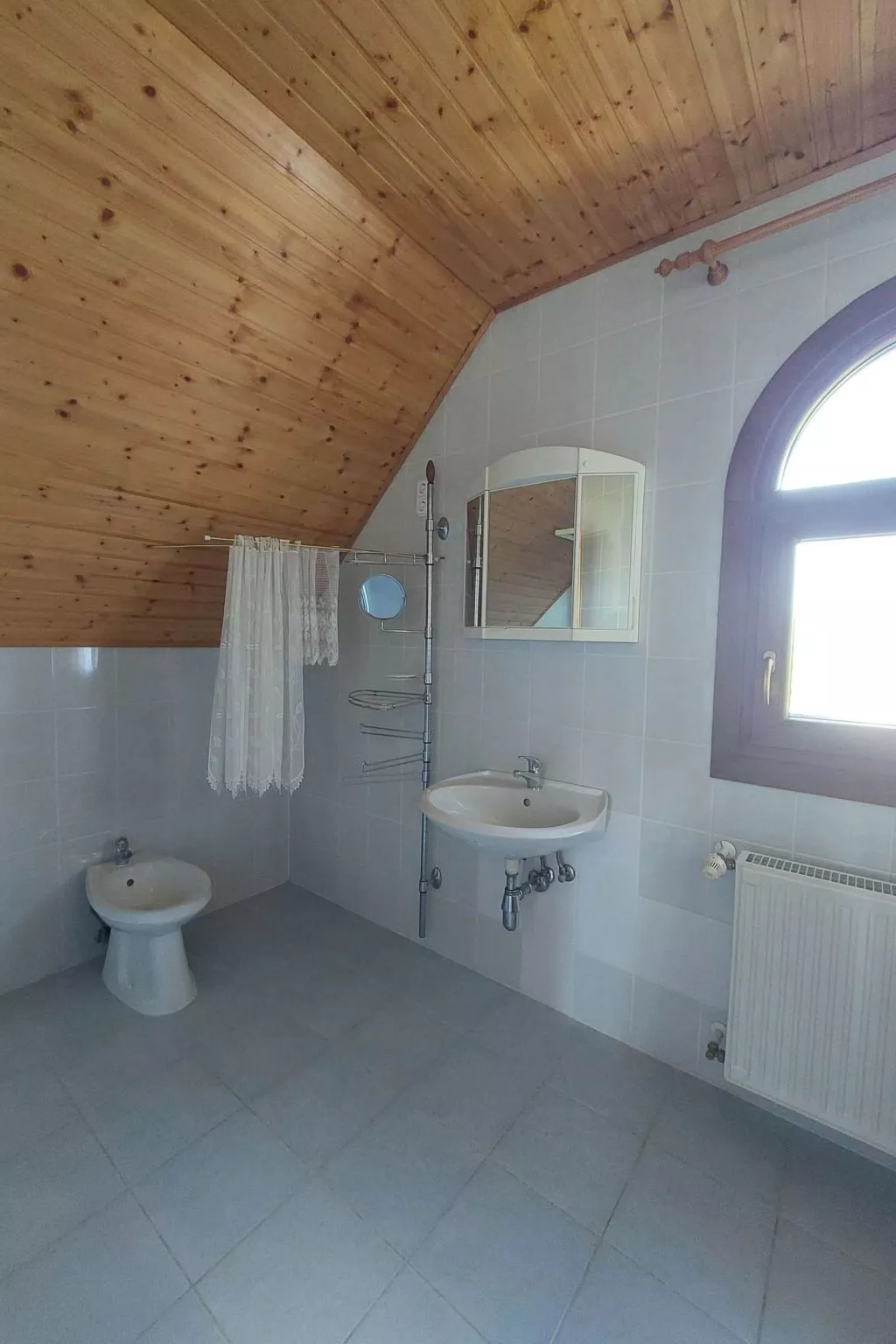 Schöne Ferienwohnung in ruhiger Lage-Dedans