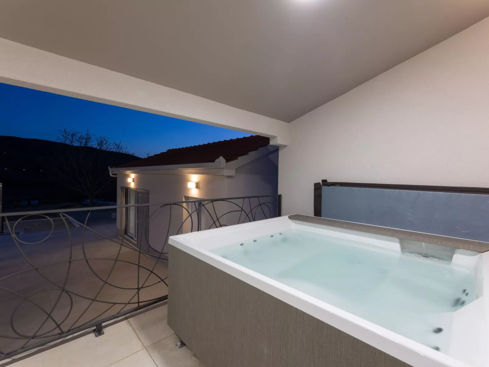 Cottage "Lazy Day Oasis" mit Whirlpool-Draußen