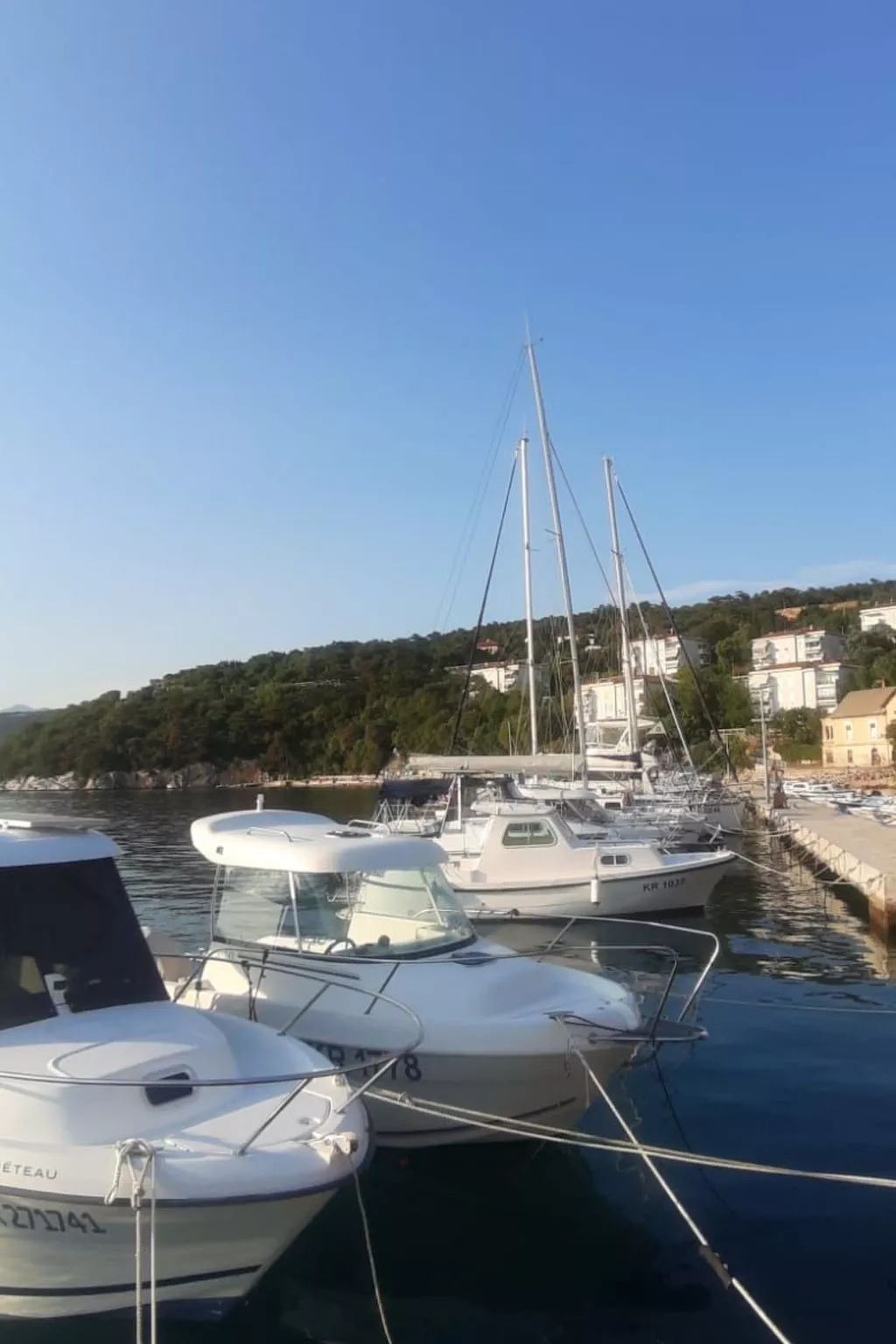 Wohnung mit Blick auf das Wasser-Dehors