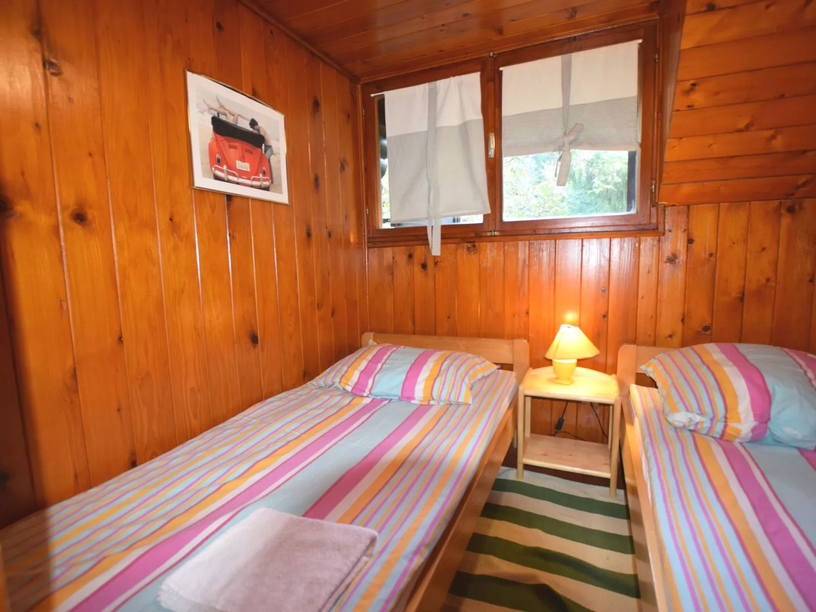 Mit Terrasse, Grill und Garten-Inside