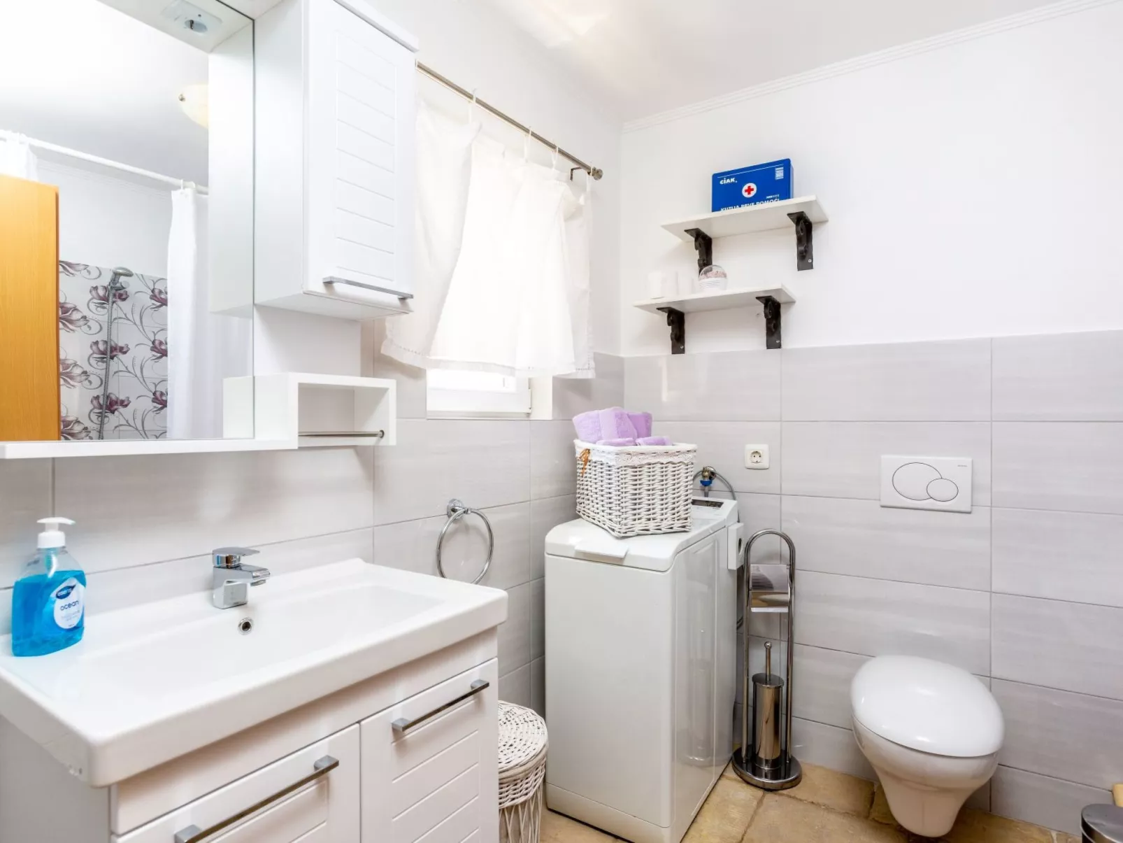 "Lilo Lavender" mit Whirlpool-Inside