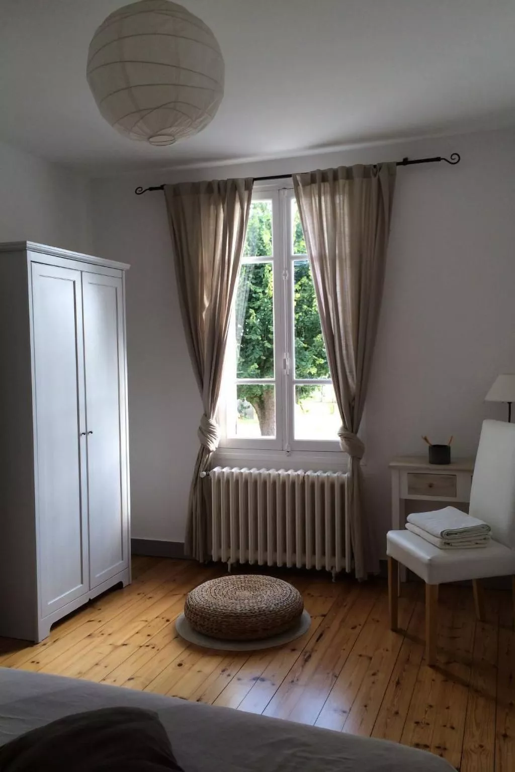 Ferienvilla mit Blick auf das Wasser-Dedans