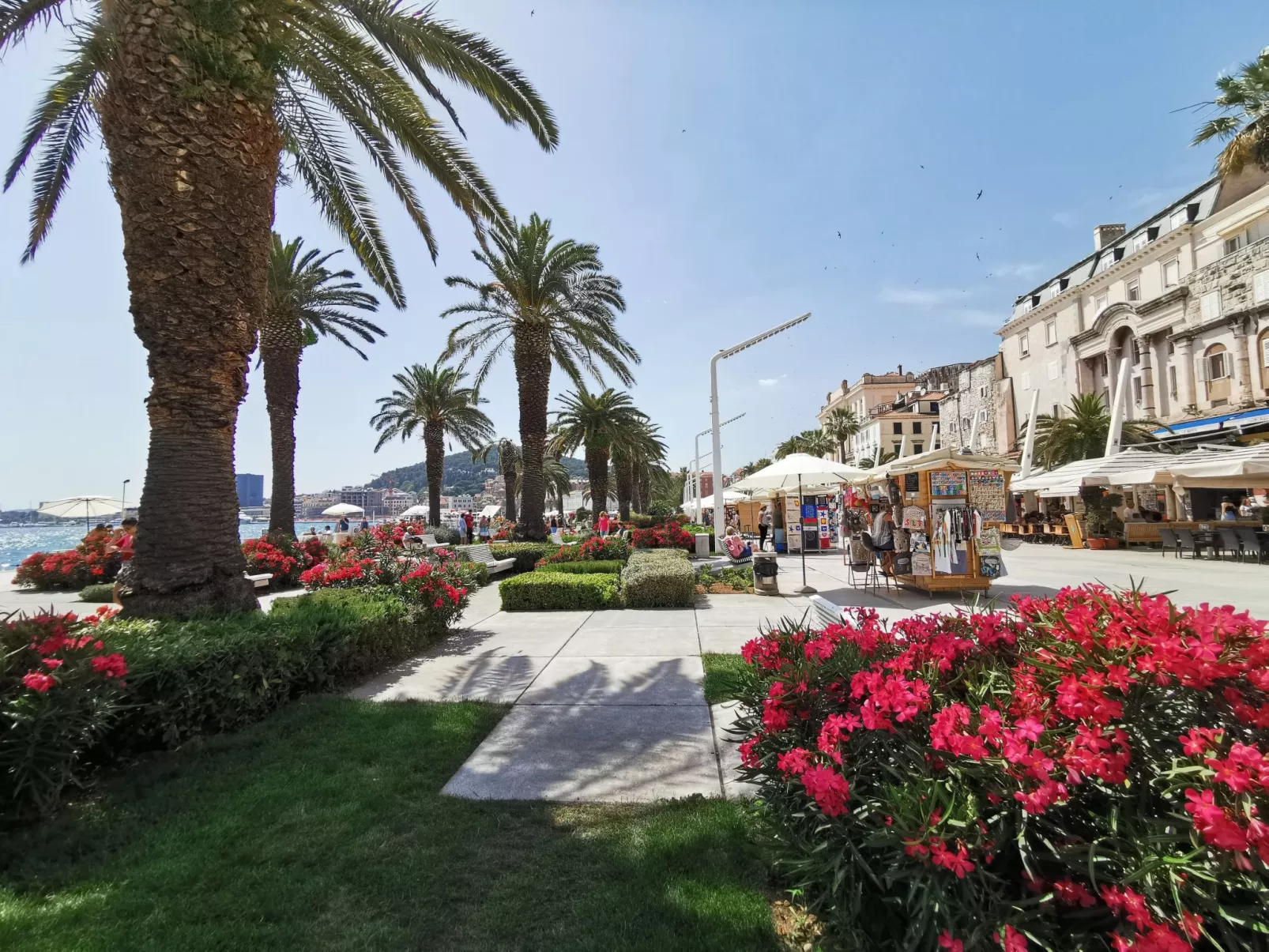 Apartment Bella mit Balkon und Terrasse in Necujam