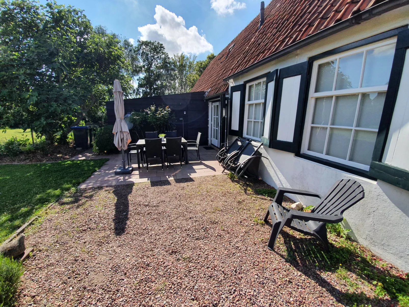 Charmantes Ferienhaus in Gapinge mit Großem Garten-Draußen