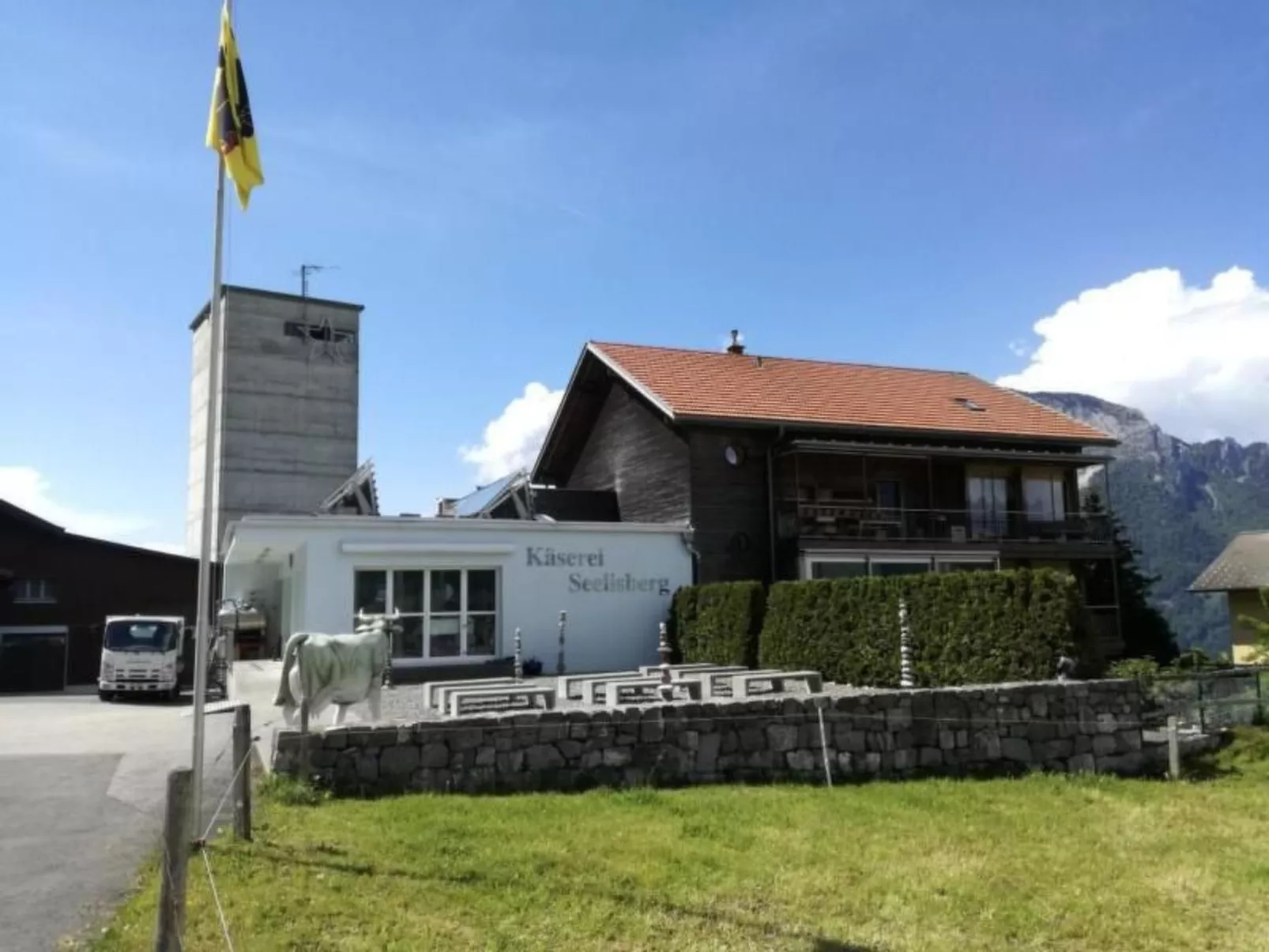 Seppi - Seen und Berge-Dehors