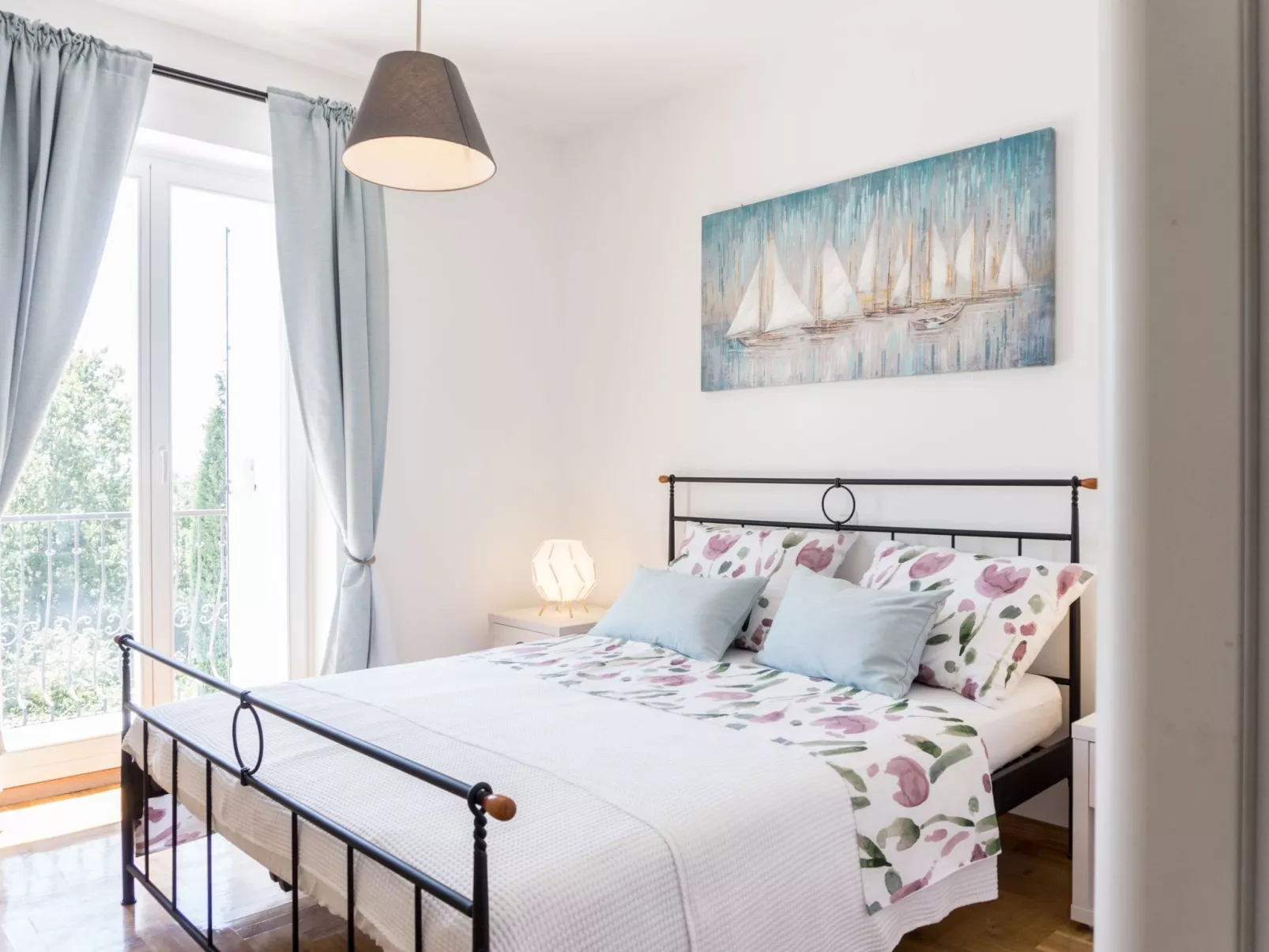 Nettes Ferienhaus in Smoljanci mit Privatem Pool-Drinnen