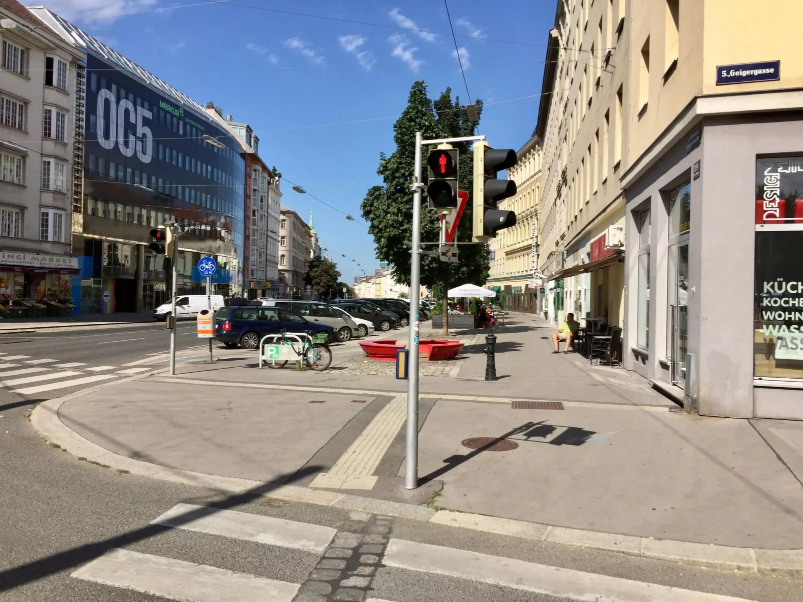 Business Apartment-Outside