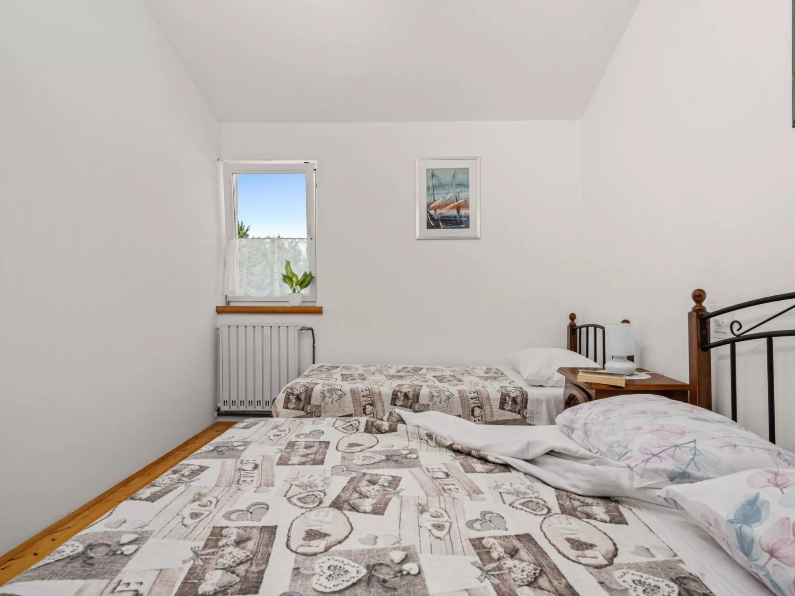 Gemütliches Ferienhaus in Ružići mit Offenem Kamin-Inside