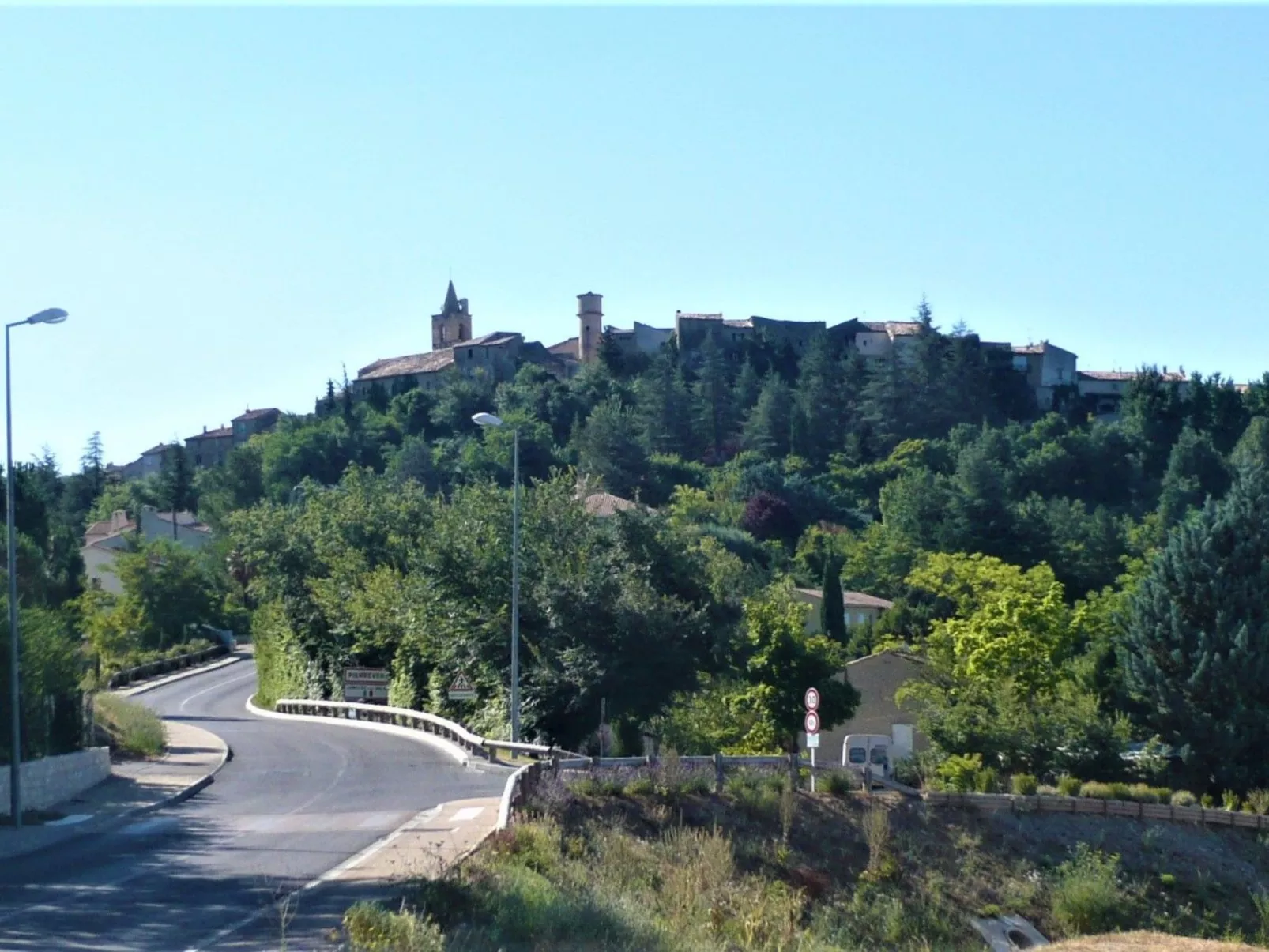 Charmantes Landhaus mit Garten