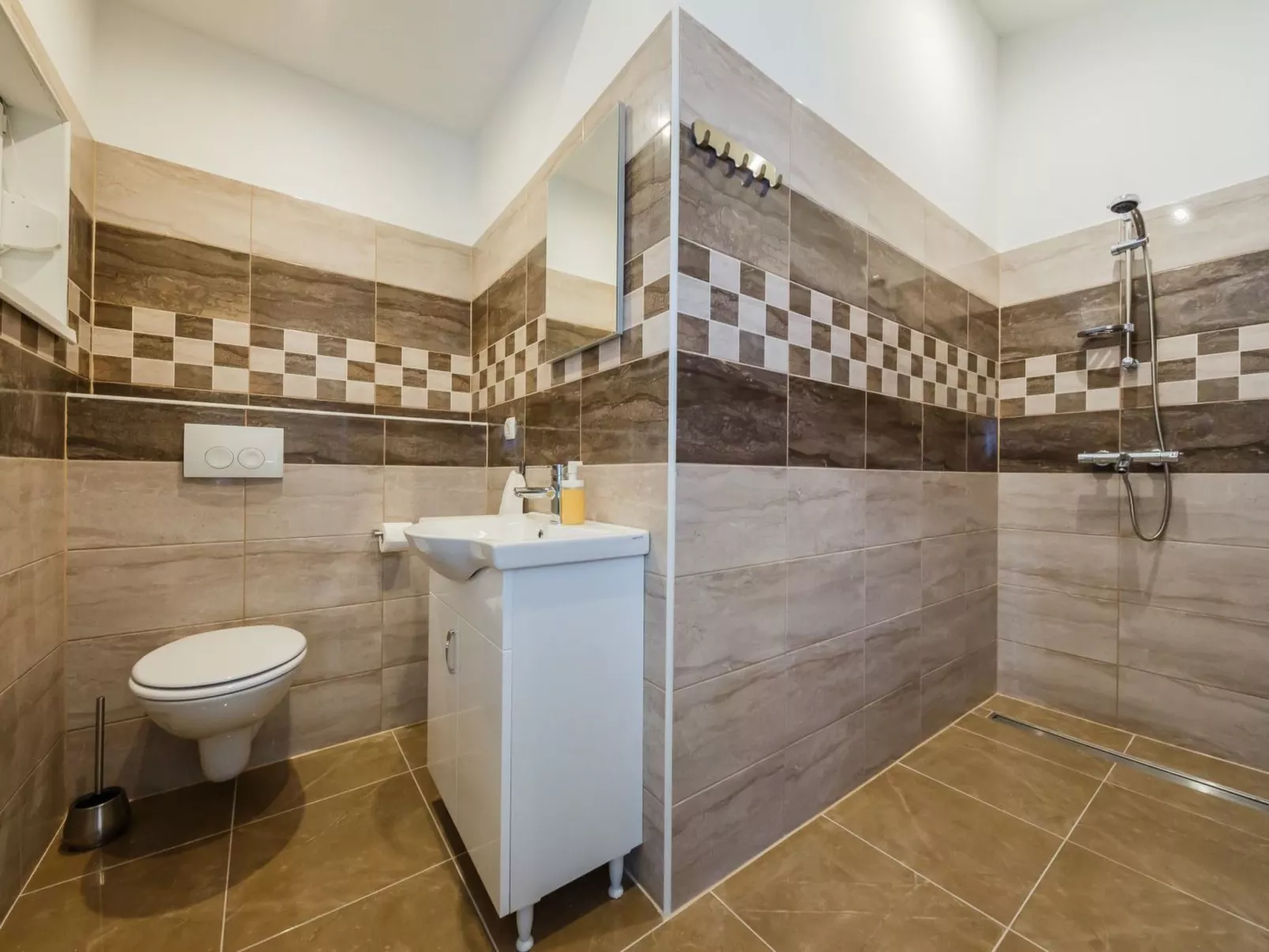 Villa Toni für 12 Personen in Kastel Stari-Drinnen