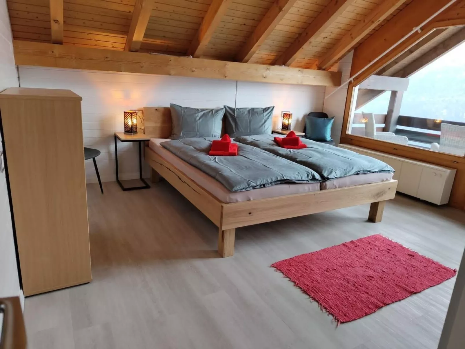 Villa Seelisberg mit Jacuzzi und Panoramablick-Drinnen