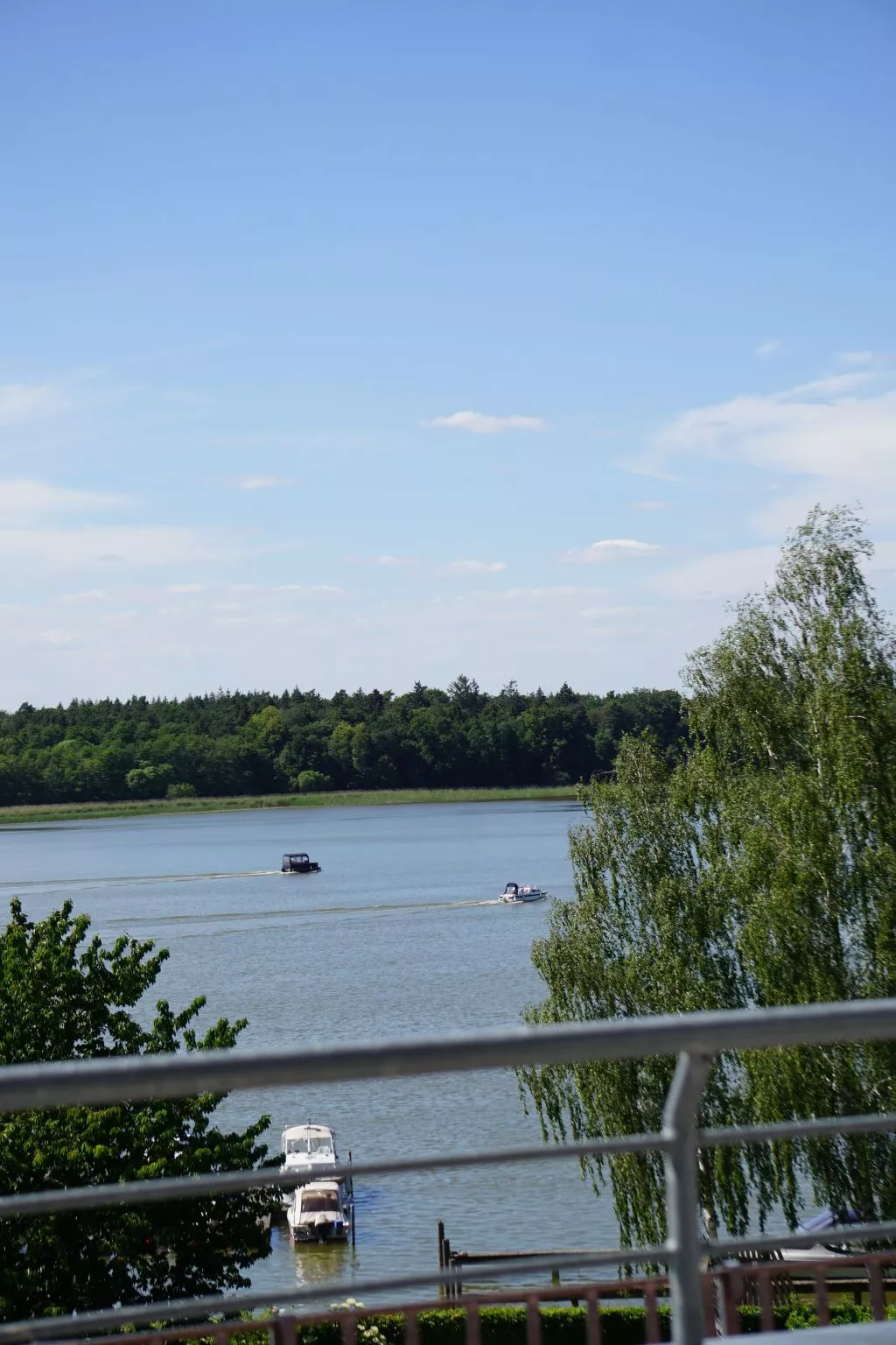 Apartmenthaus am See-Outside