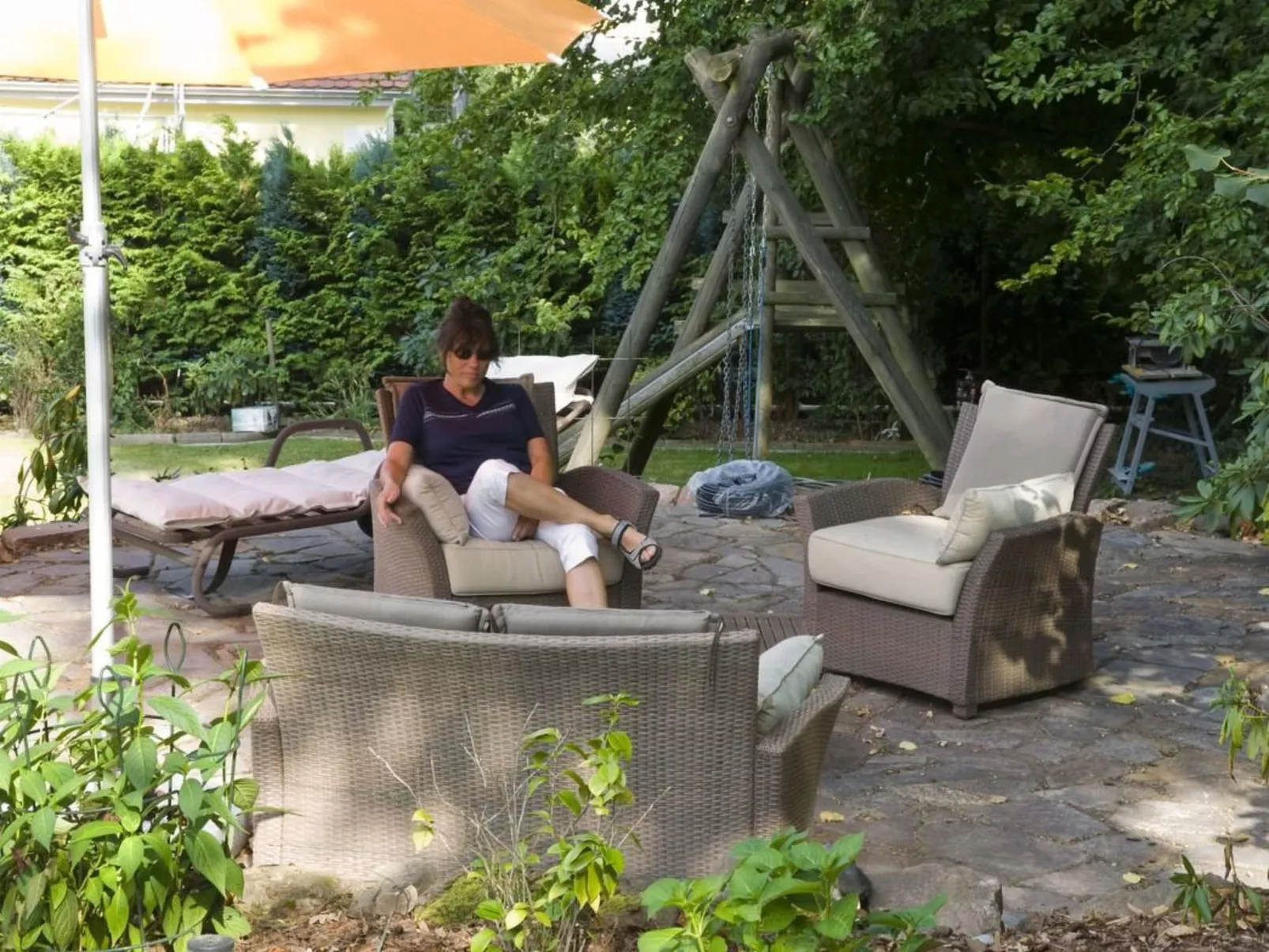 Mit großem Garten und Gemeinschaftspool