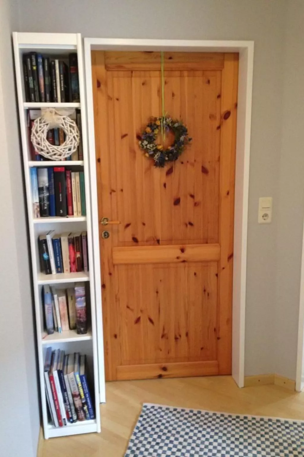 Am Golfplatz-Drinnen